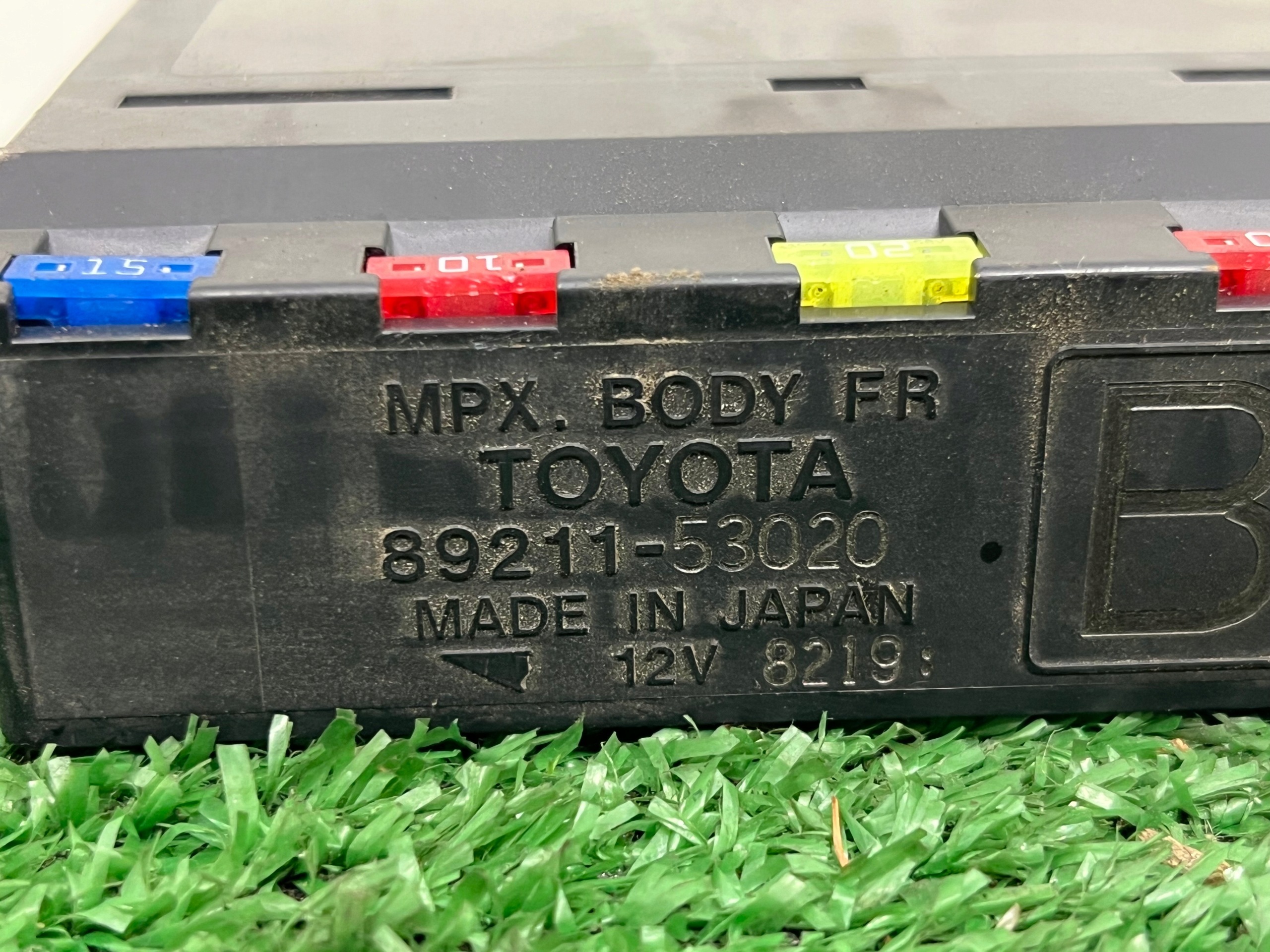 Unité commande confort LEXUS IS220D 89211-53020