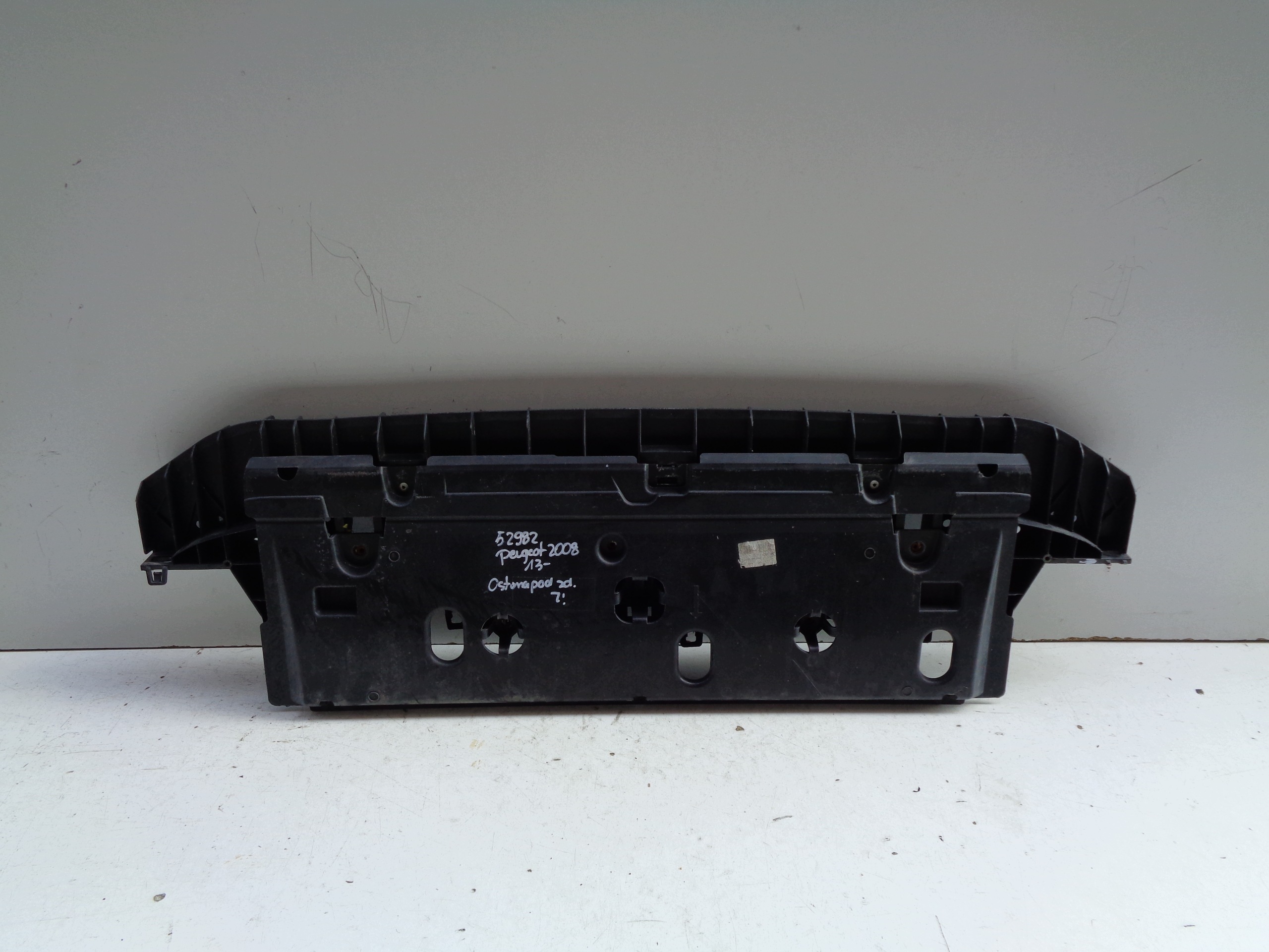 cover below front bumper PEUGEOT 2008 13- NR 52982