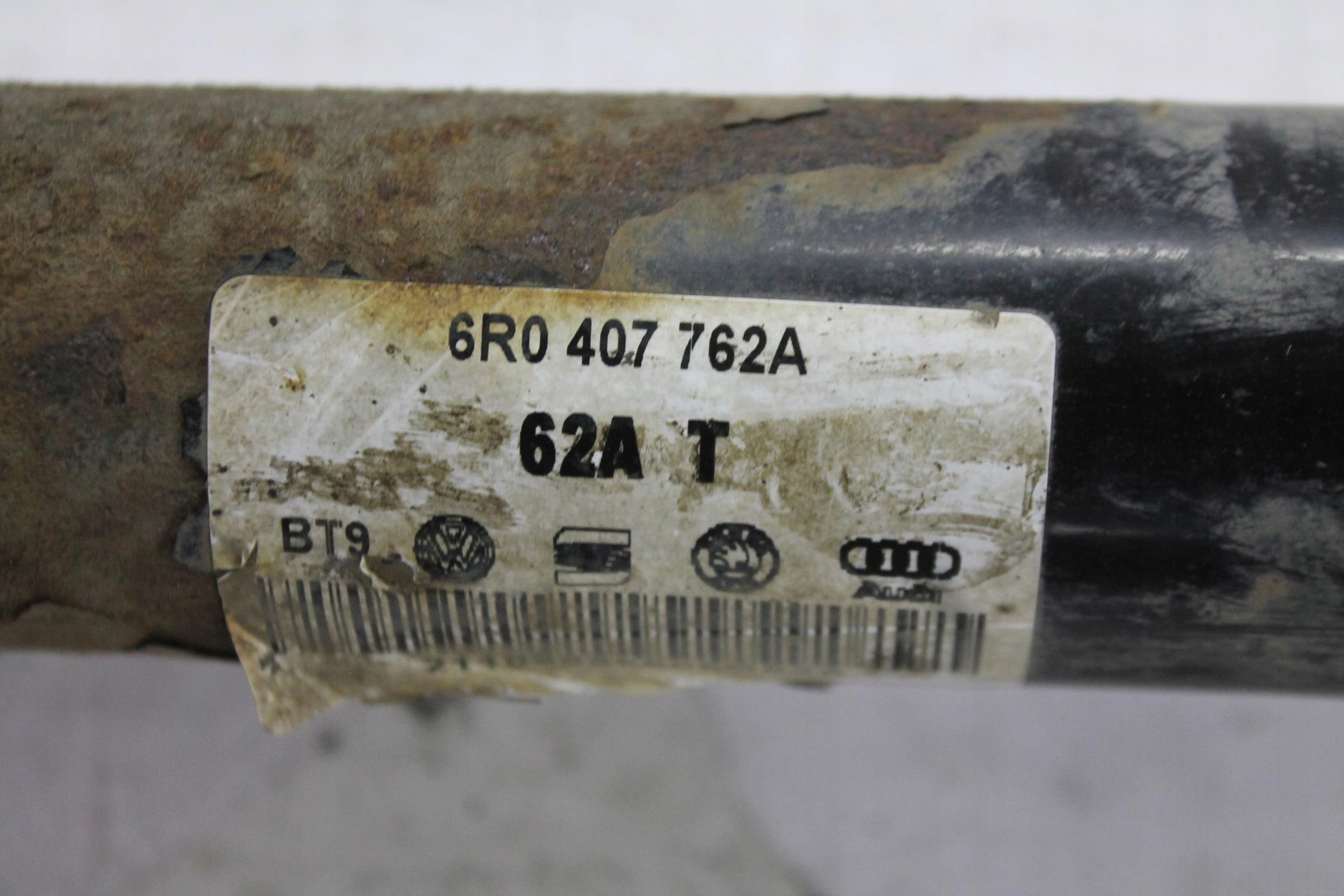 semi-axis right front 6R0407762A IBIZA 6J 1.2 TDI 08