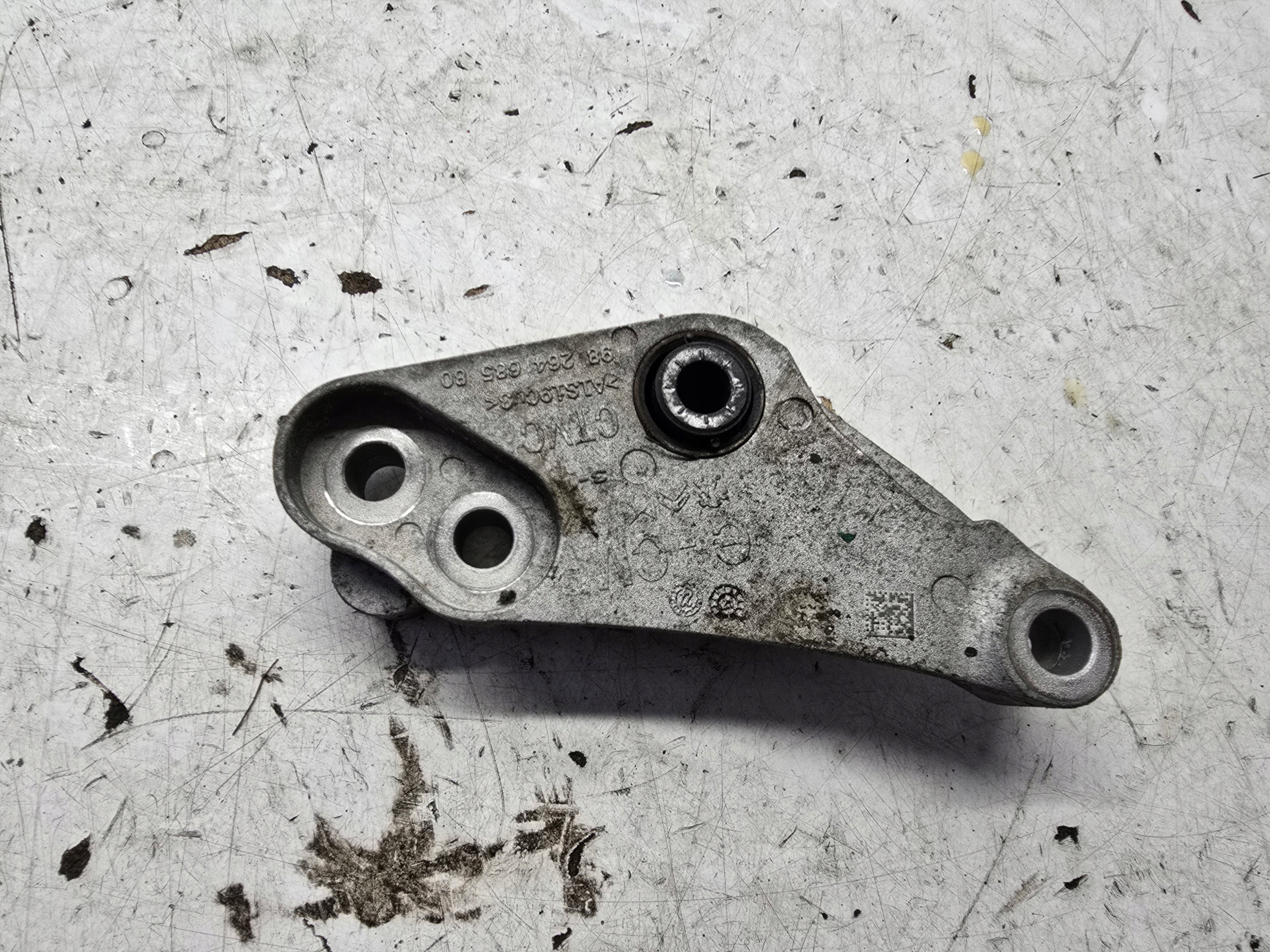OPEL CORSA-E F ELEKTRYK Support Support plaque Moteur 9826468580
