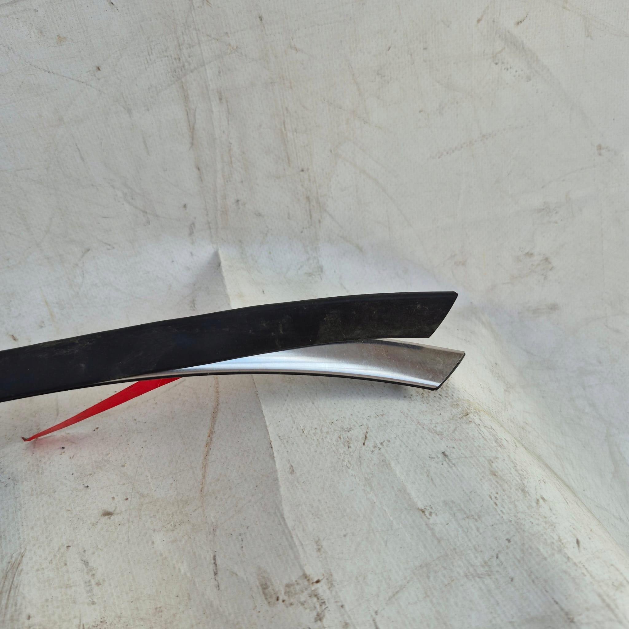 KIA CEED III 3 18-25 CHROM moulding door front