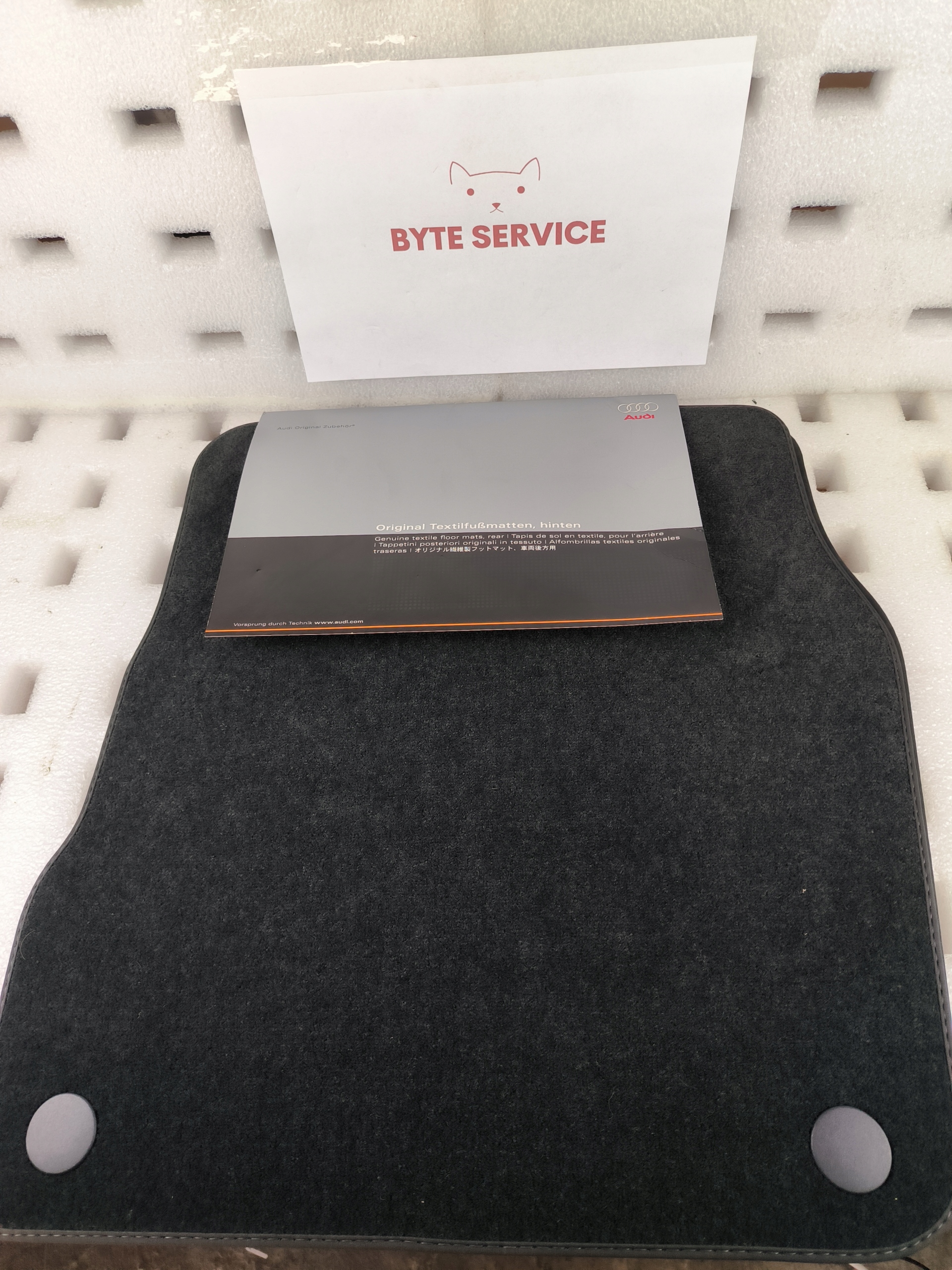 Originální Velurové koberce Audi A6 4,2L 1999- 4B3061221E 4B3 061 221 E