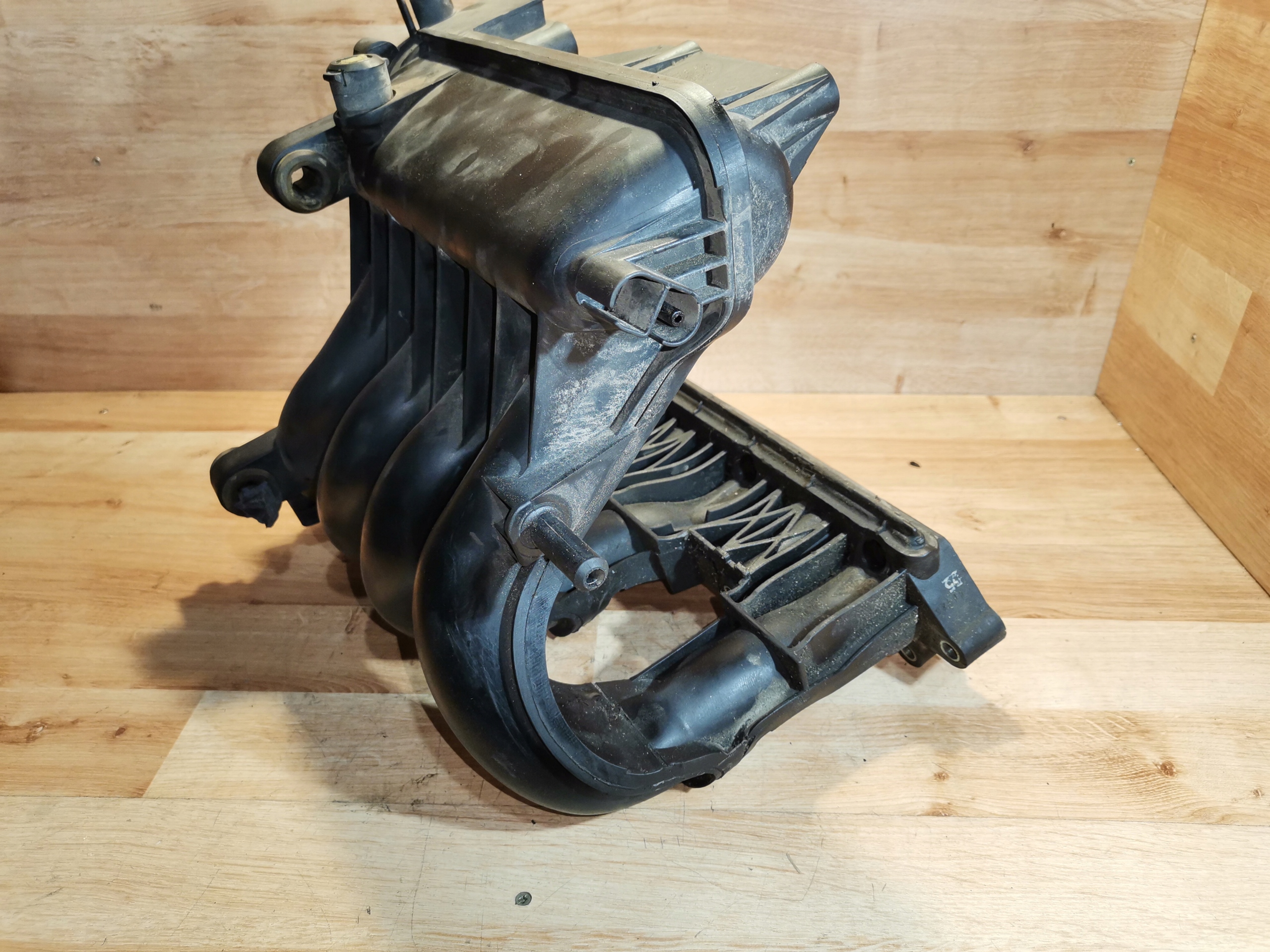 mercedes-benz oe A1661410301 коллектор Впускный