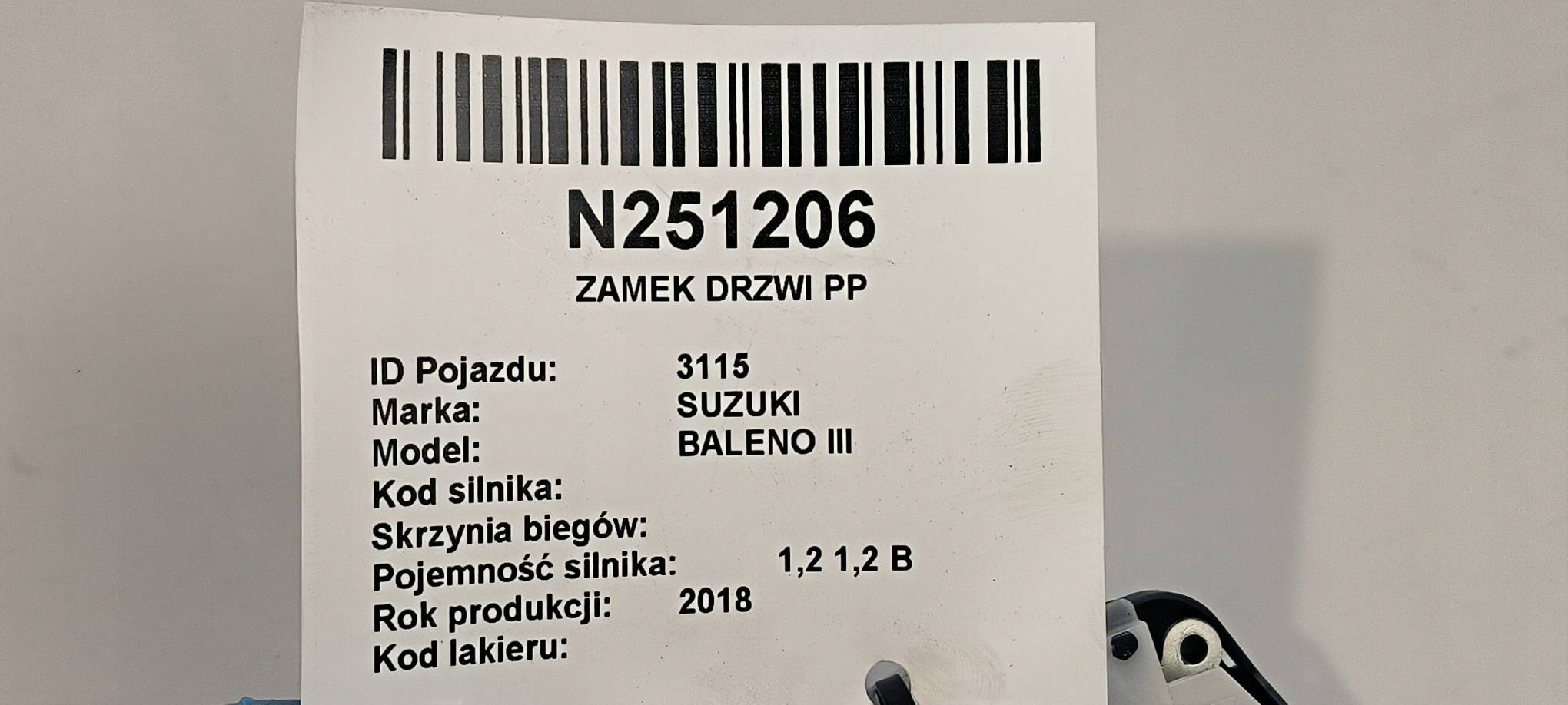 lock door right front EU 82201M68P32 SUZUKI BALENO III