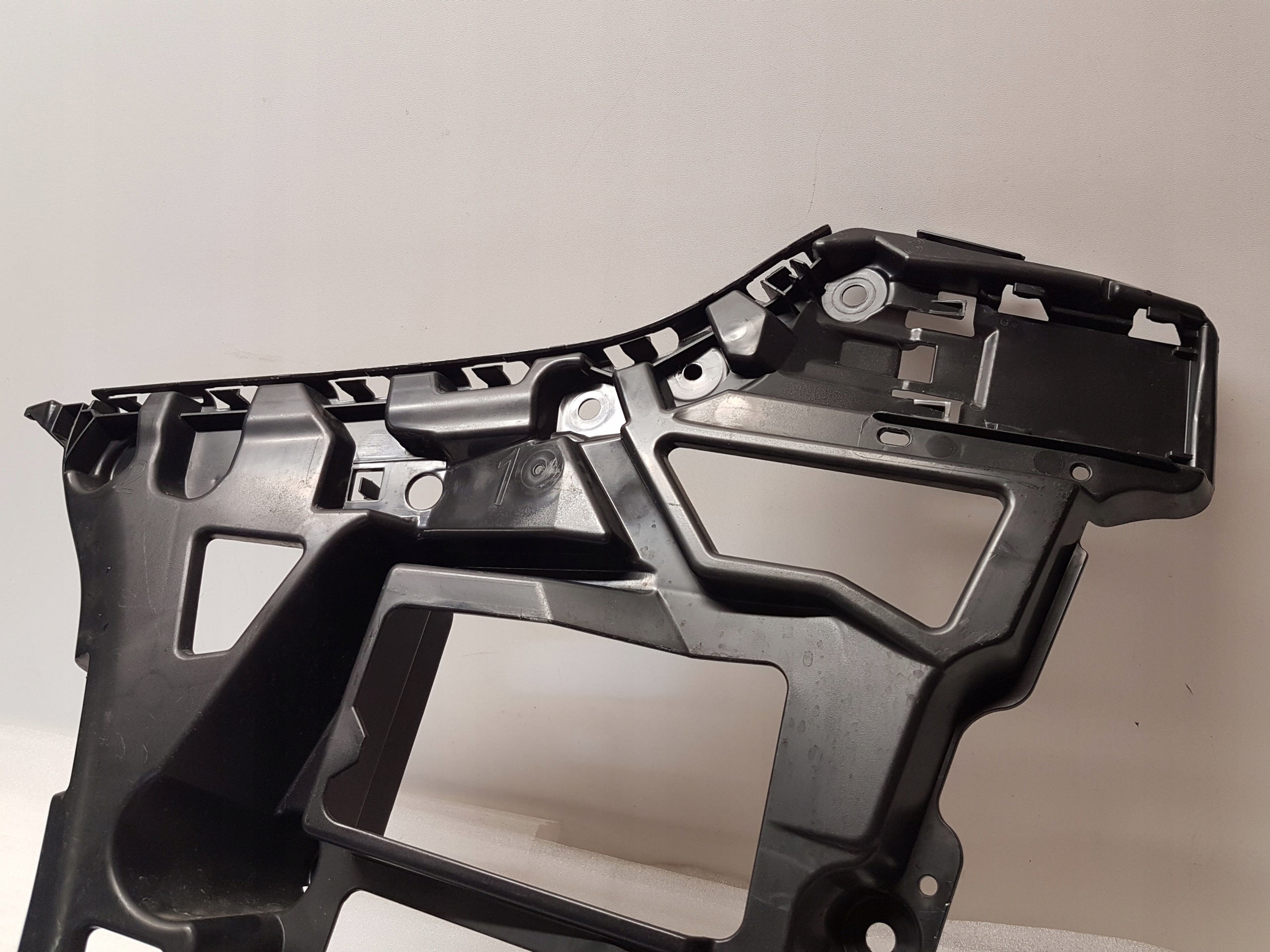 bumper bracket left rear part BMW M4 G82 M4 G83 8074727