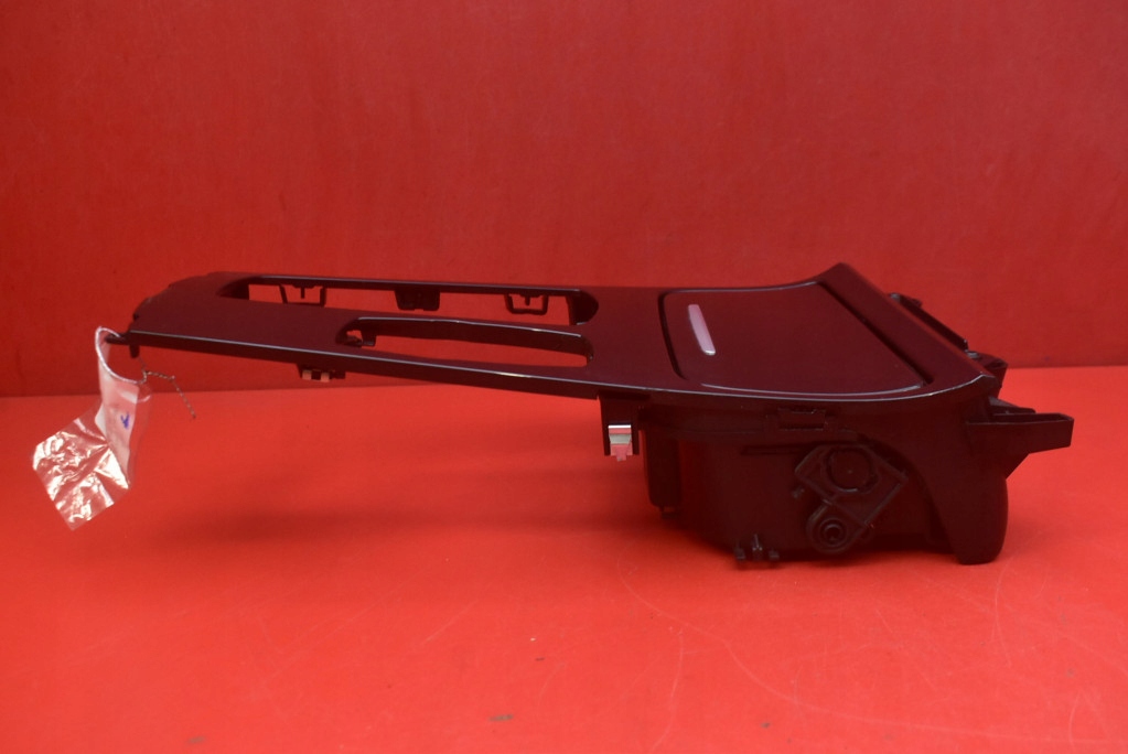 bracket for KUBEK CUP HOLDER 9142155 BMW F07 09-13