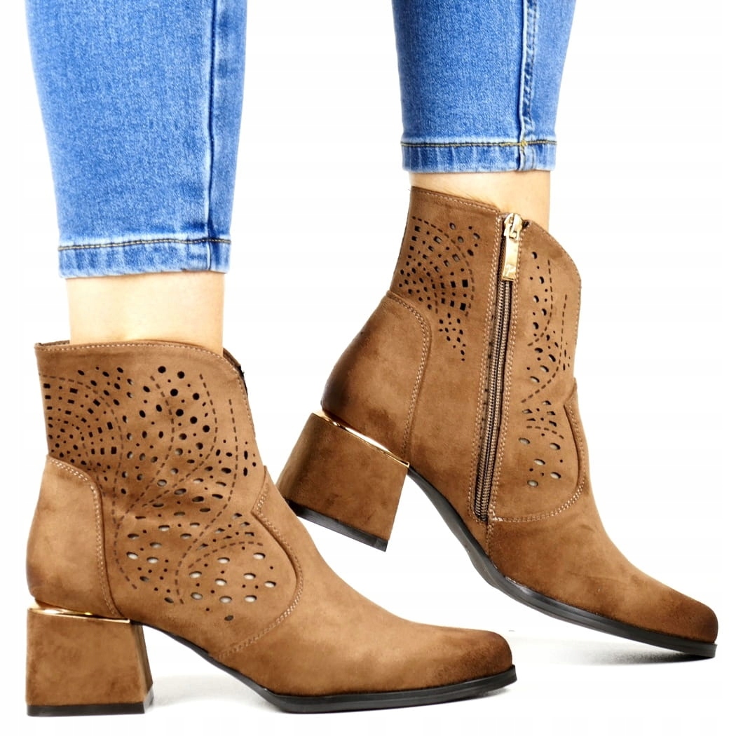 iButy Kotníkové Boty Kovbojské Boty Ažurové Hnědé Semišové Přechodové Bez Zateplení