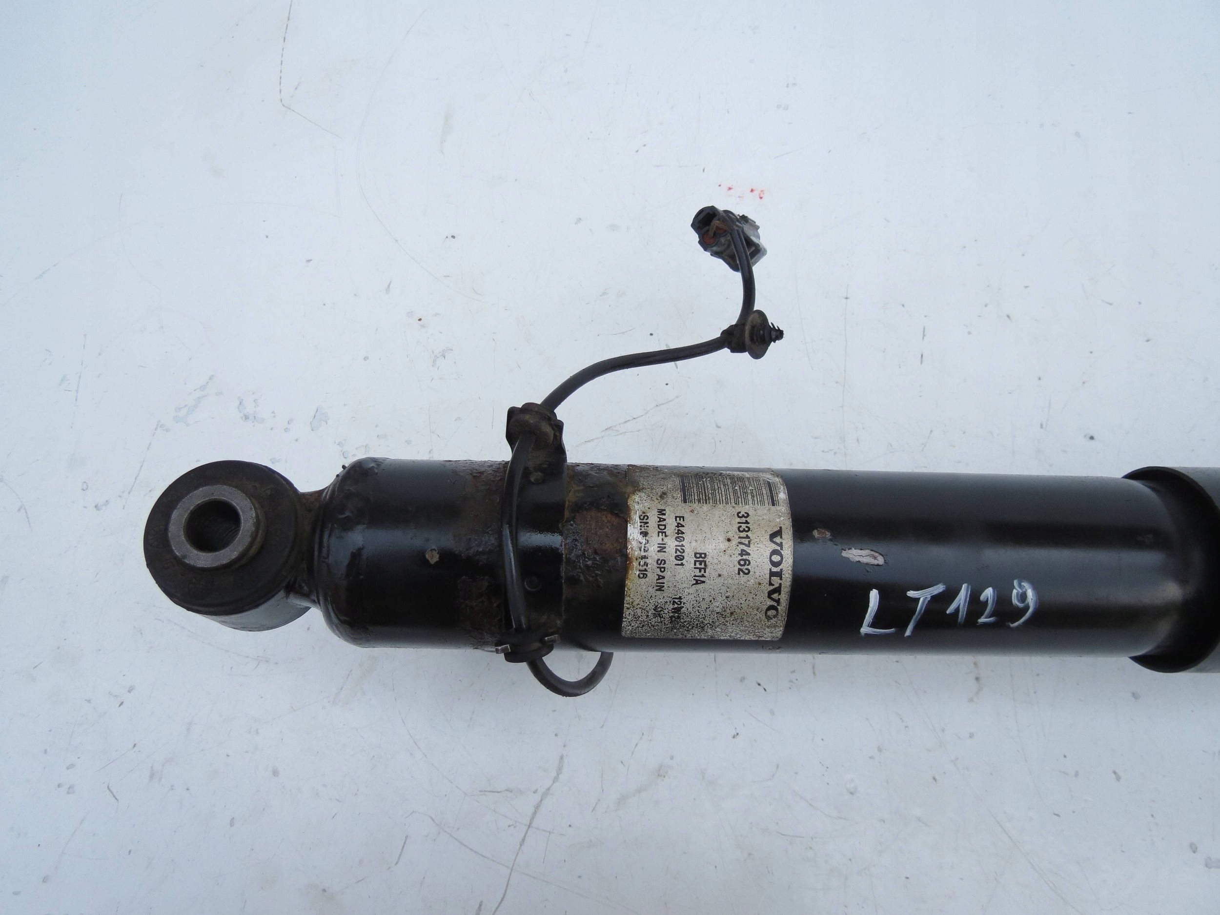 shock absorber left rear part VOLVO S60 II 31317462