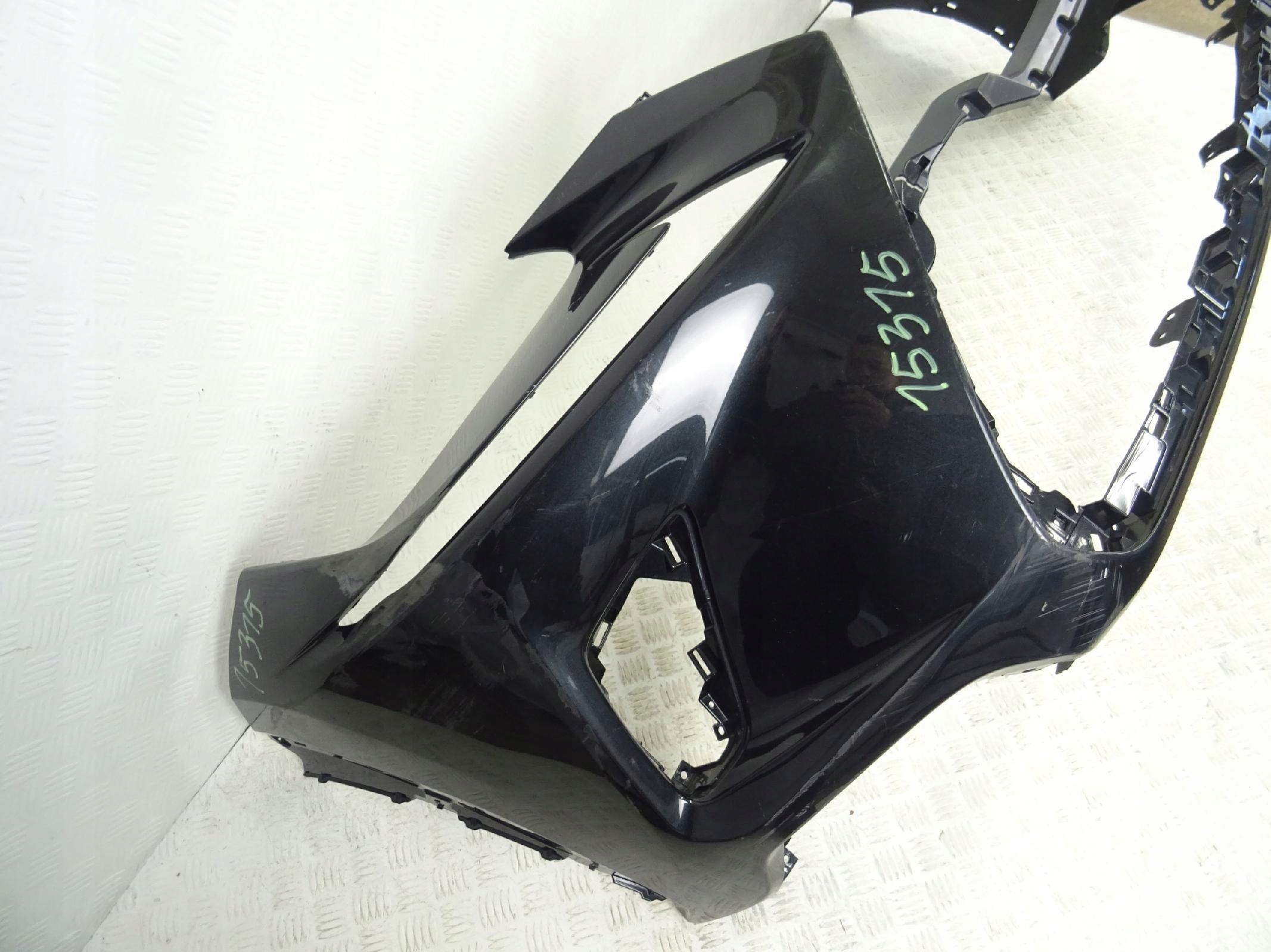 Lexus NX 300H LIFT 17- bumper front front