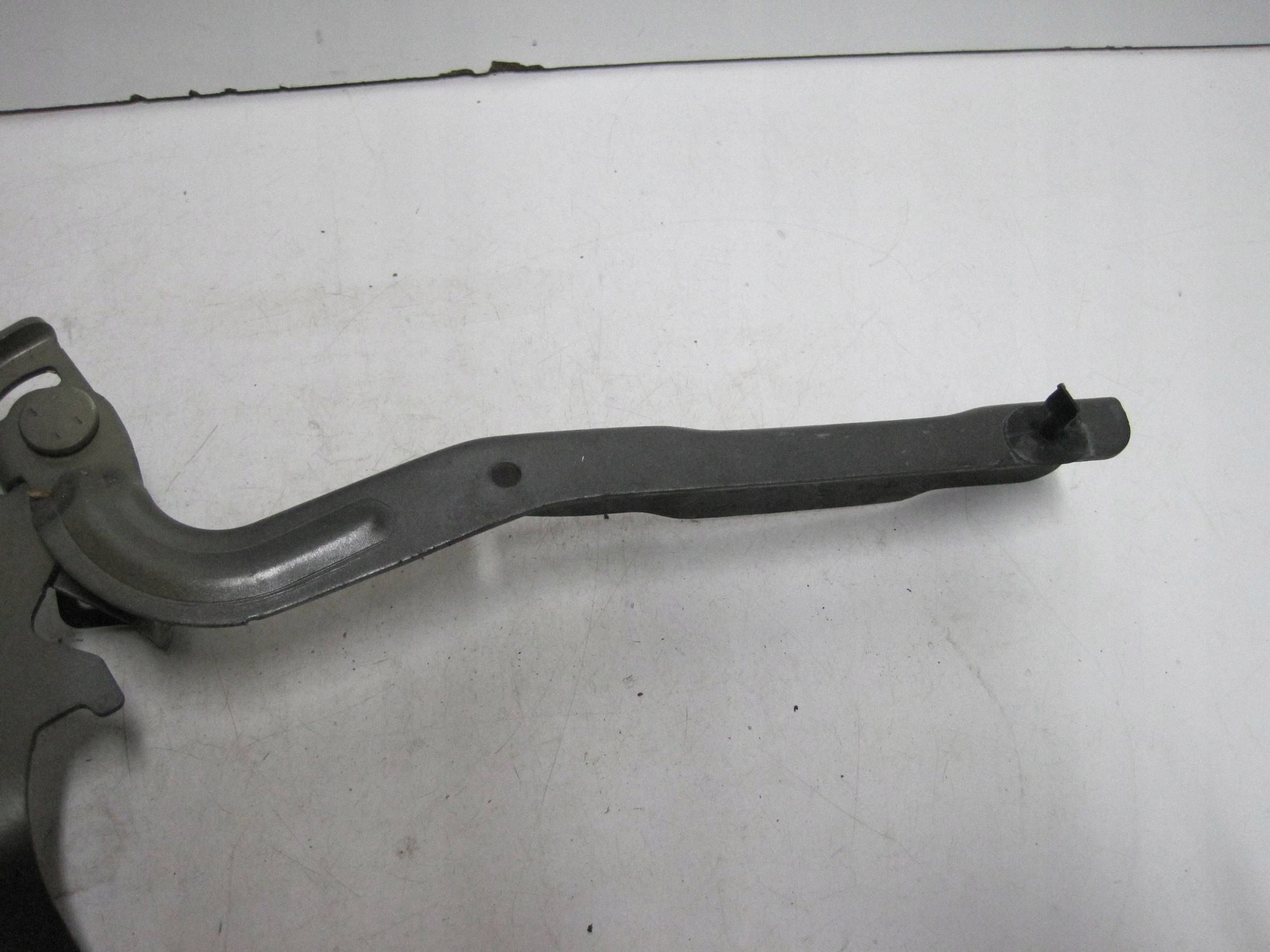 bonnet hinges right CITROEN C4 III E-C4 9831199580