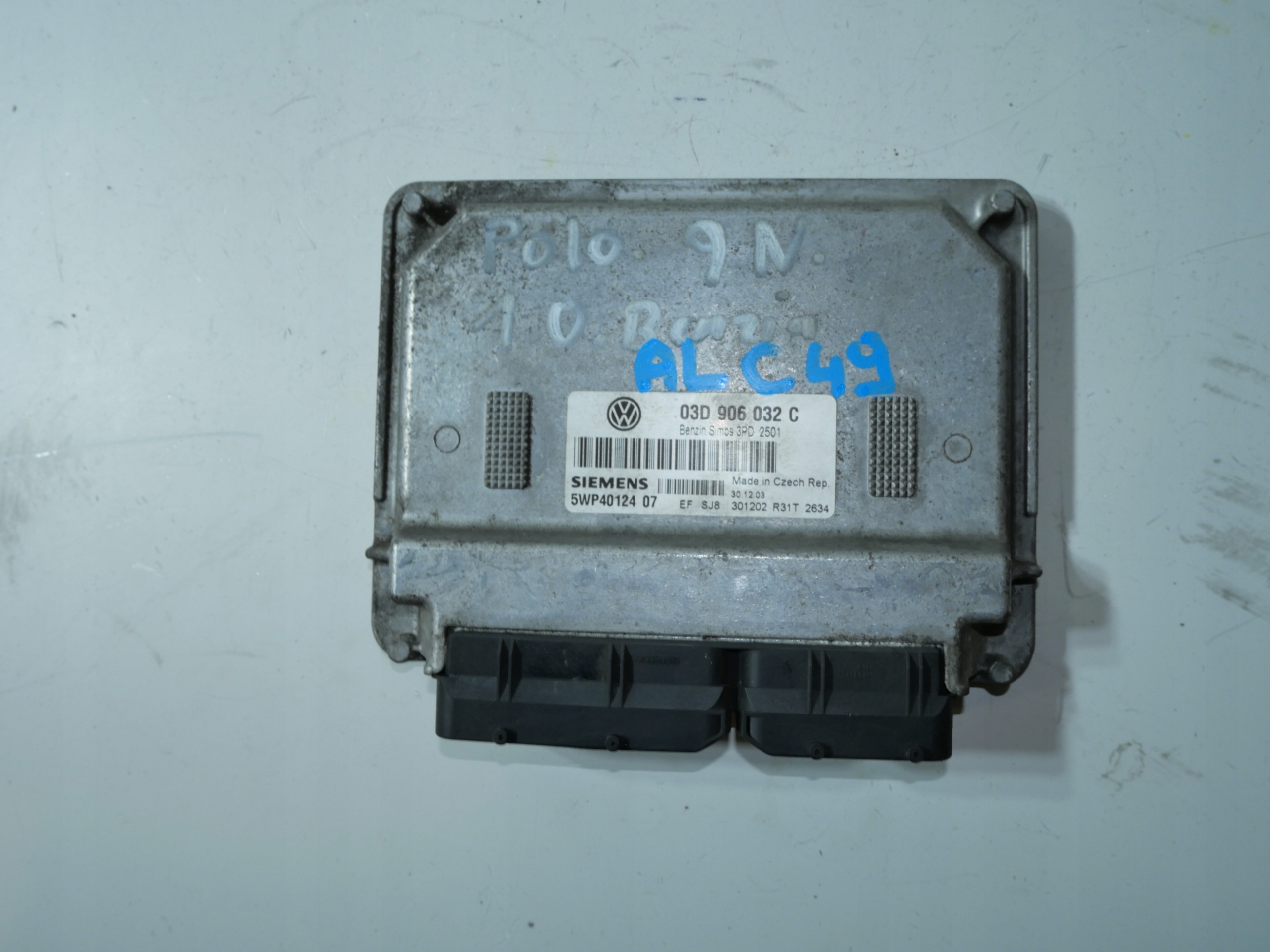 unité de commande électronique uce moteur 03D906032C VW SEAT SKODA AUDI
