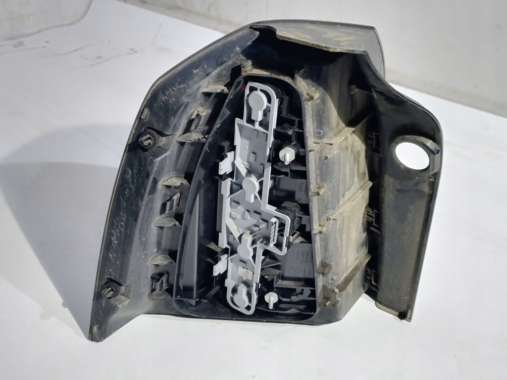 Opel Zafira B light right rear part rear