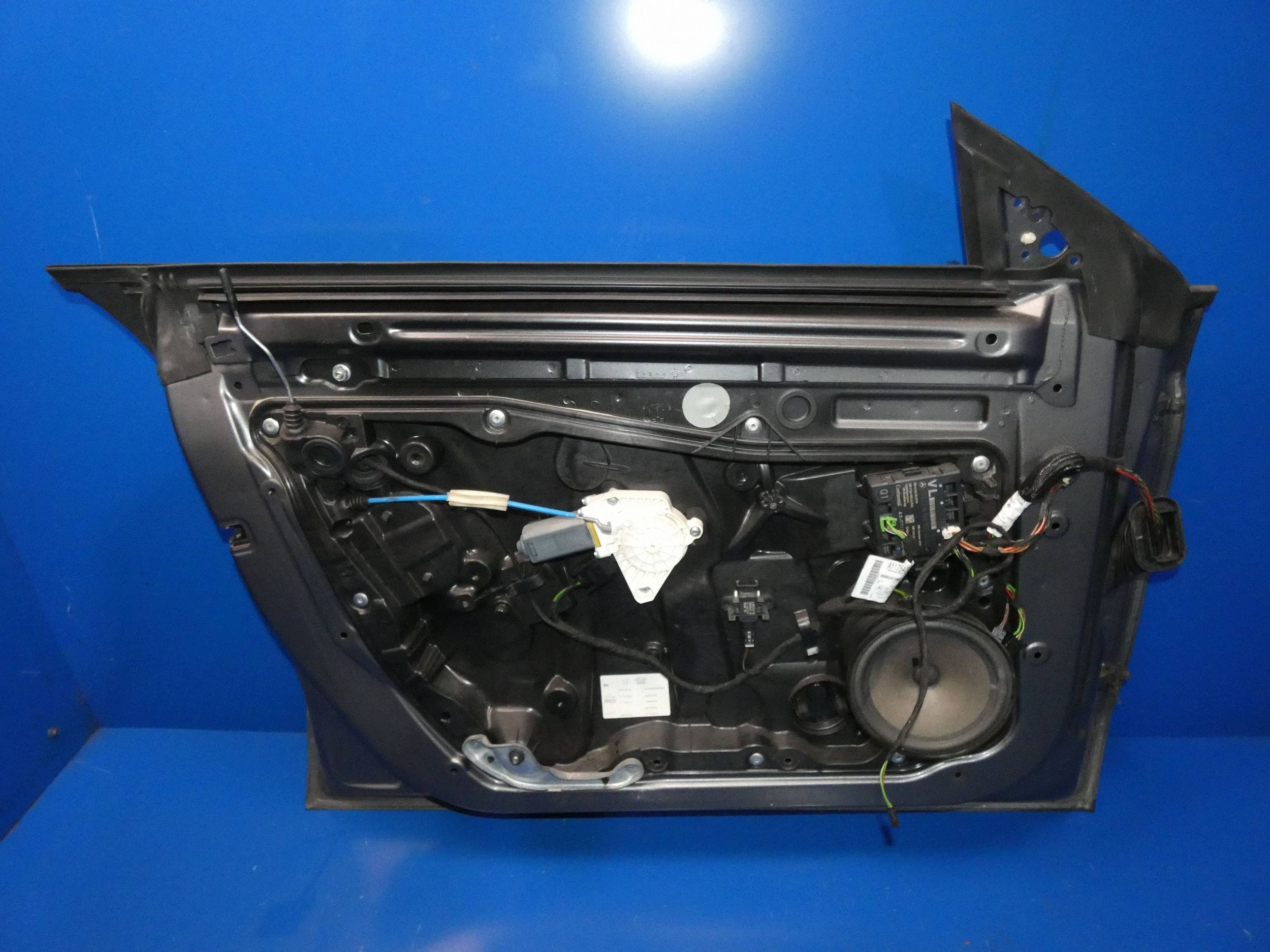 MERCEDES ML W117 door left front front left 787