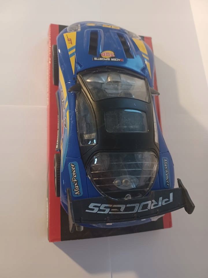 auto wyścigowe w kloszu — 5