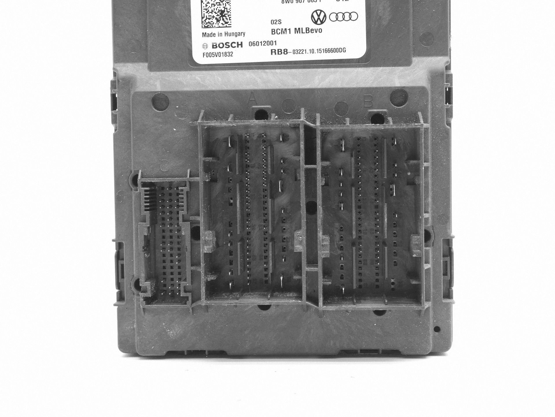 module control unit KOMFORTU BCM AUDI A4 B9 8W 8W0907063AF