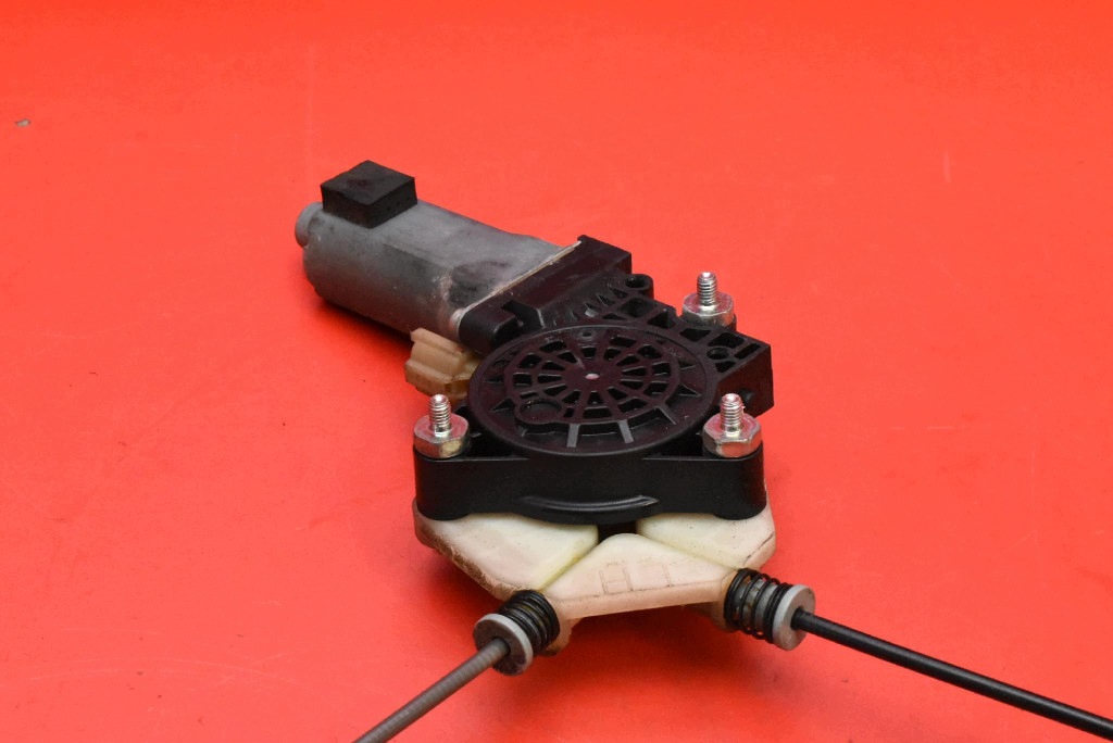 window regulator left front EU HYUNDAI H-1 2 II i800 07-20