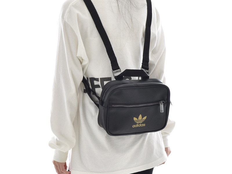 

Plecak Adidas Mini Originals FL9626 Mega Stylówa