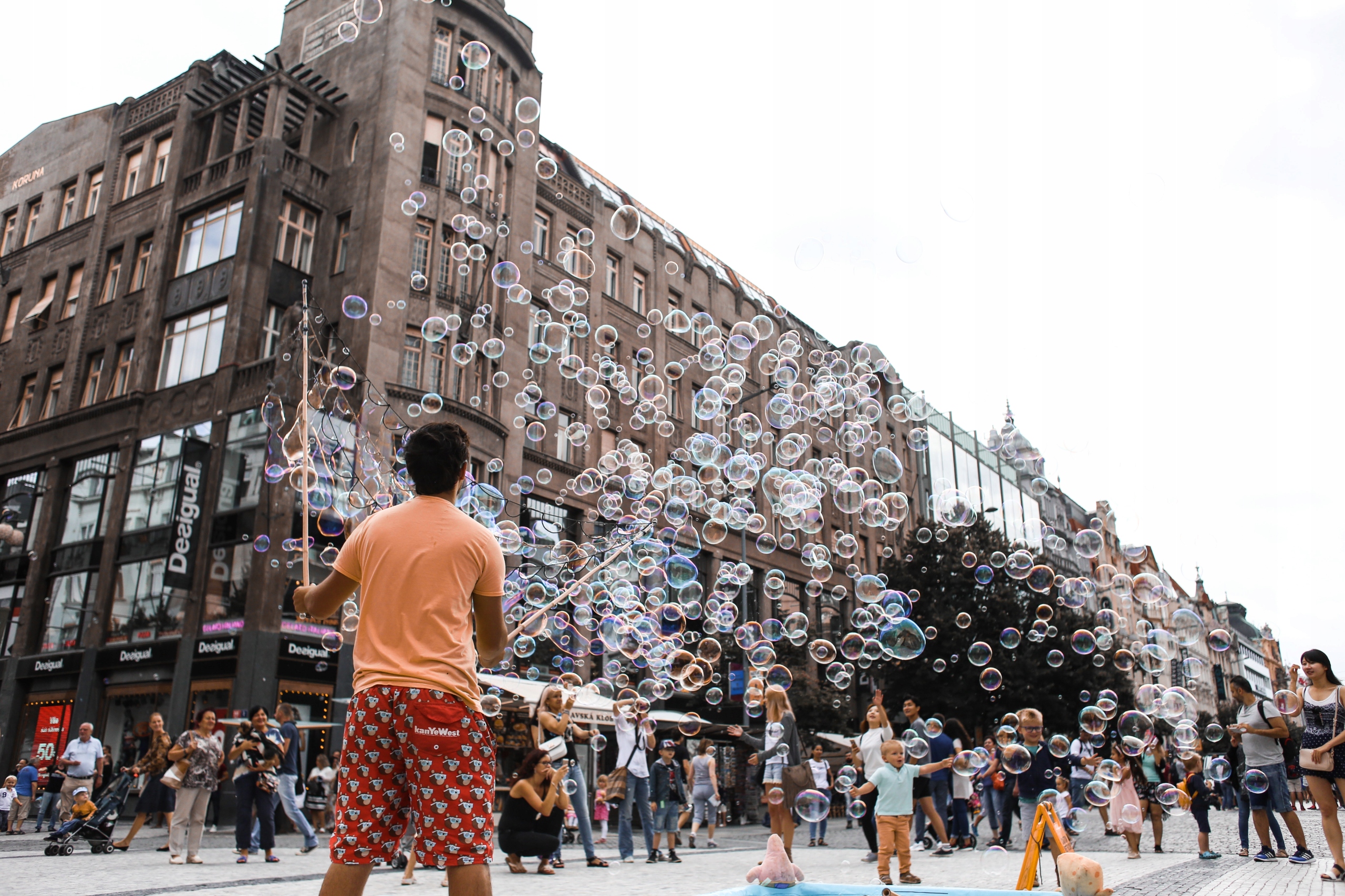 KIJEK DO WIELU BANIEK CZERWONY TRZY OCZKA BAŃKI MYDLANE MEGA FUN Marka Inna