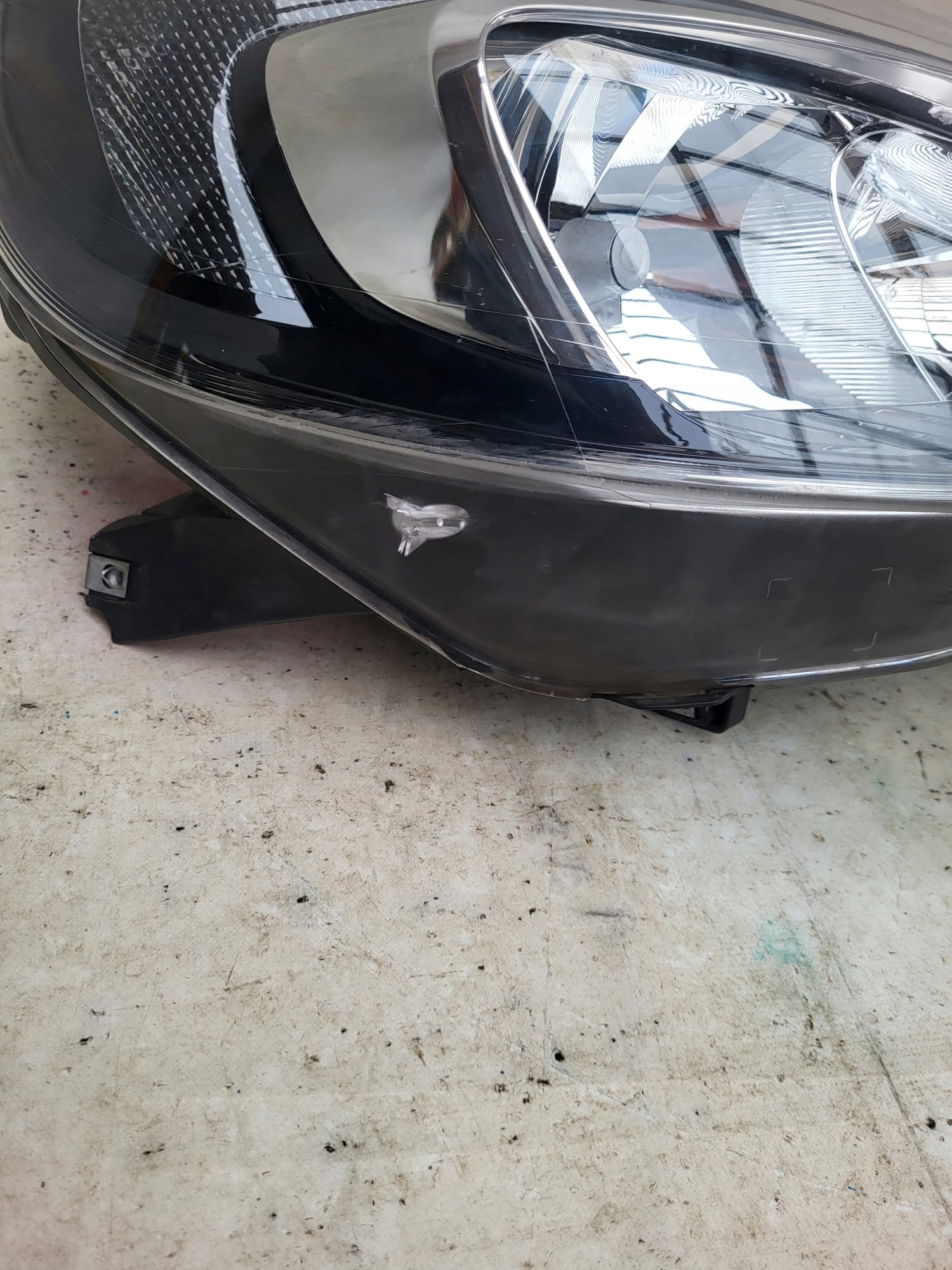 OPEL ADAM 12- light right front front LED 39015507