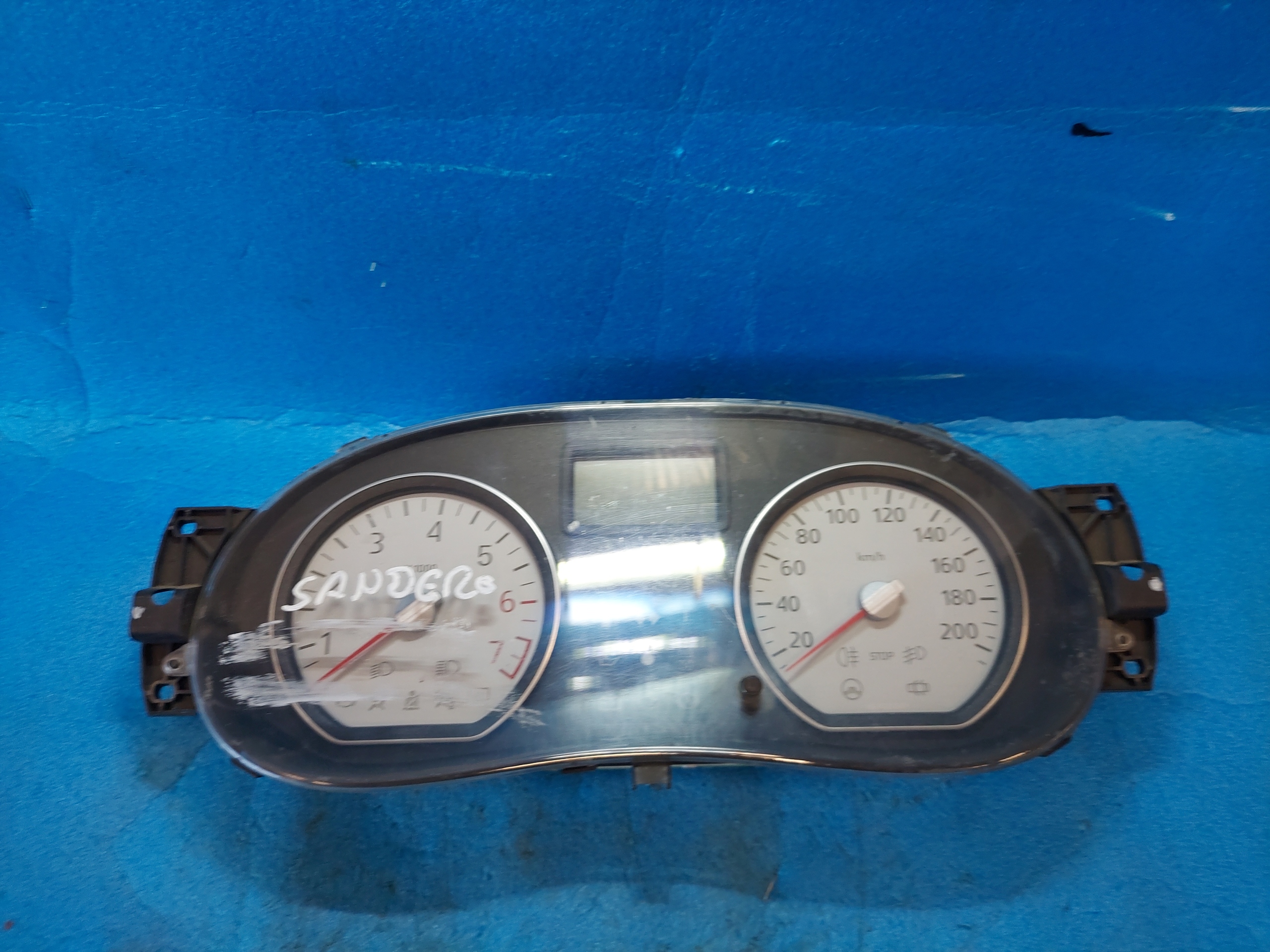 dials clock DACIA SANDERO 820078321G