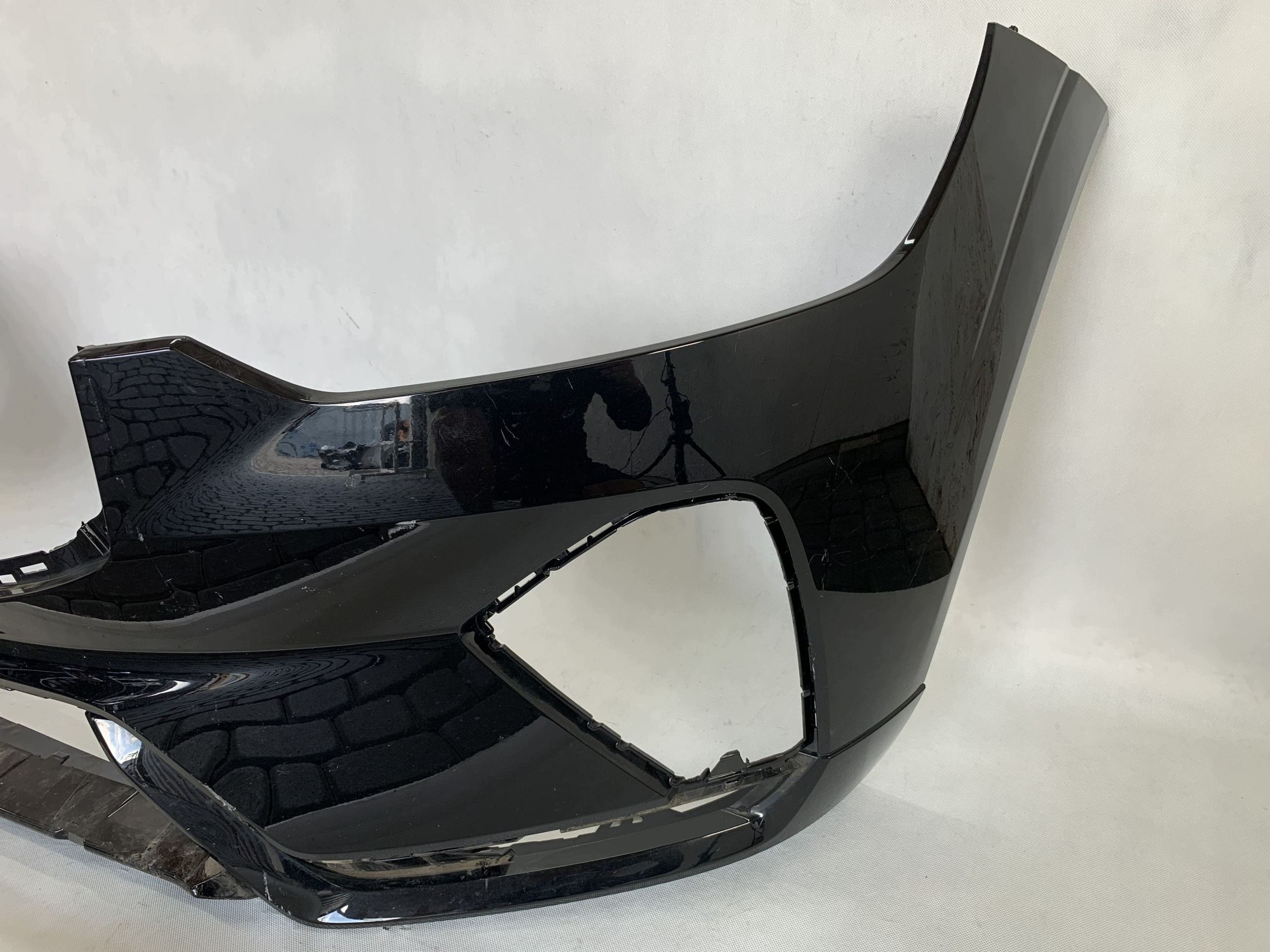 front bumper Volvo XC60 2 II Lift 21r 32296893 08.26