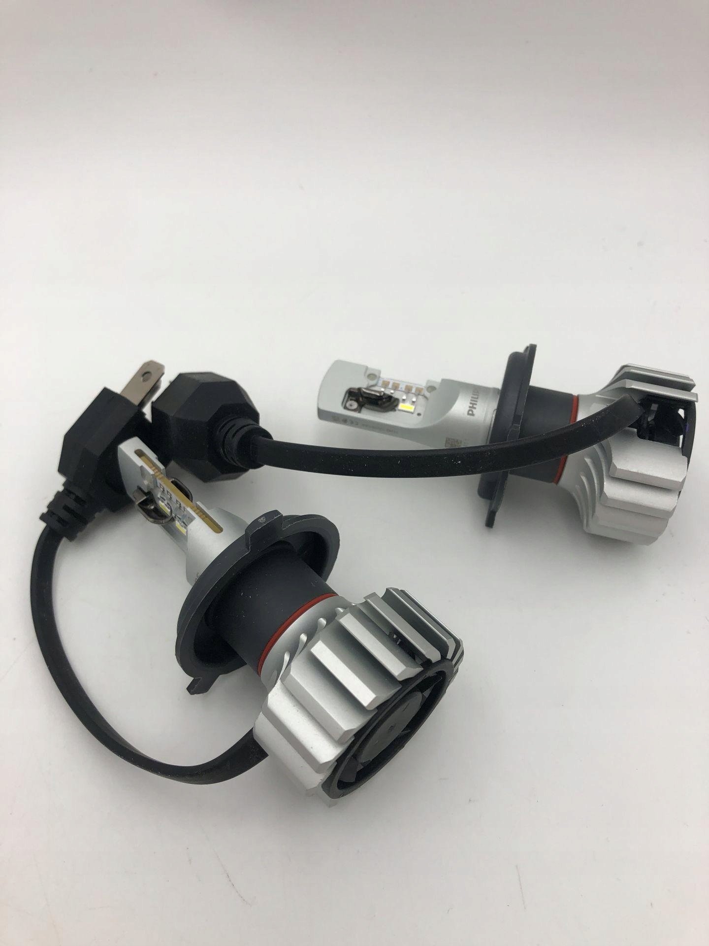 Żarówka Philips Ultinon Pro6000 H4-led 5,800k 2 szt Rodzaj LED