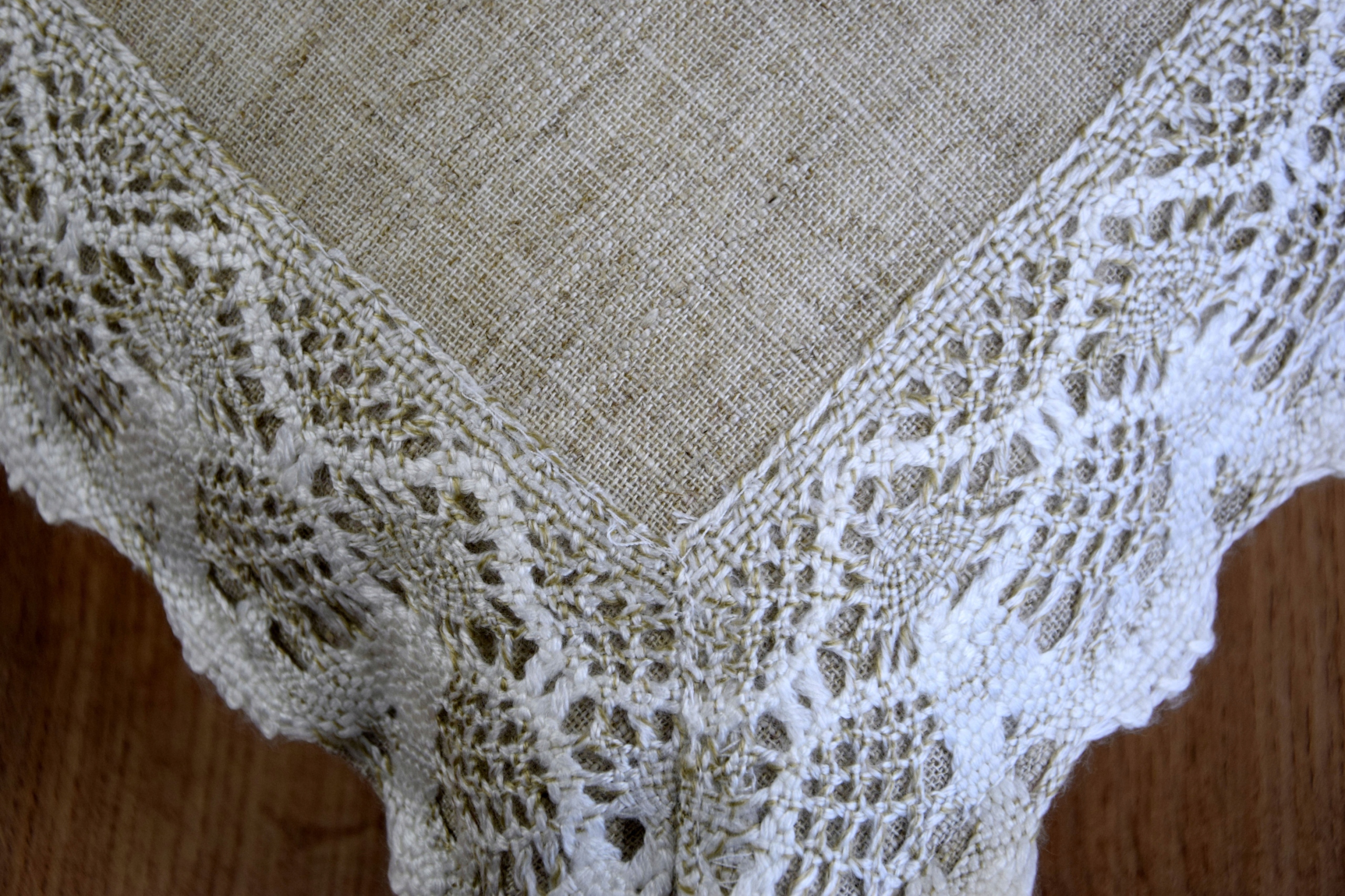 POSZEWKA Z HAFTEM Dekoracyje Naturalne Poszewki 40/40 LNIANA Z Koronką Marka inna