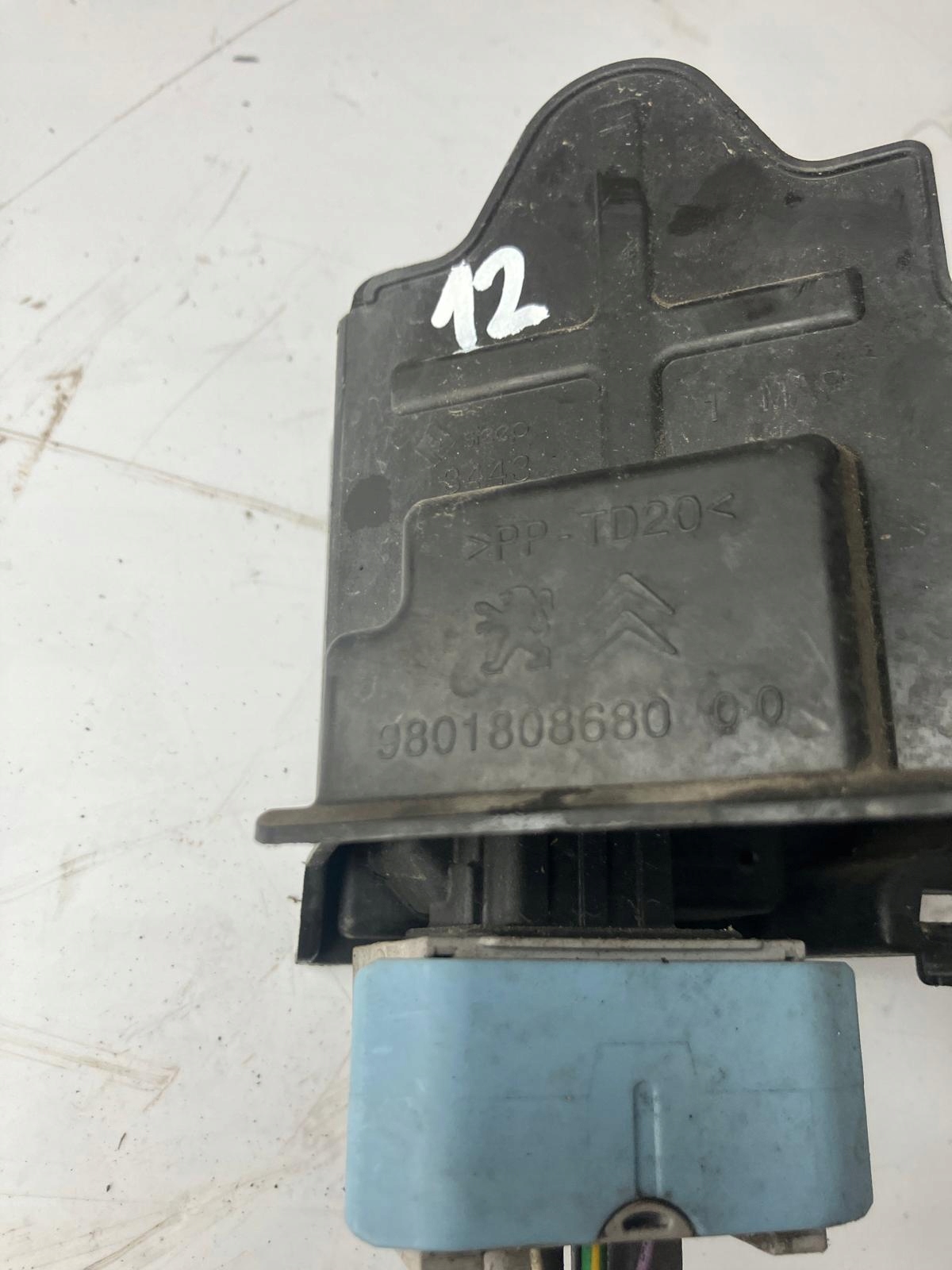 modulo START STOP SCATOLA Spina PEUGEOT 208 e 9807709080
