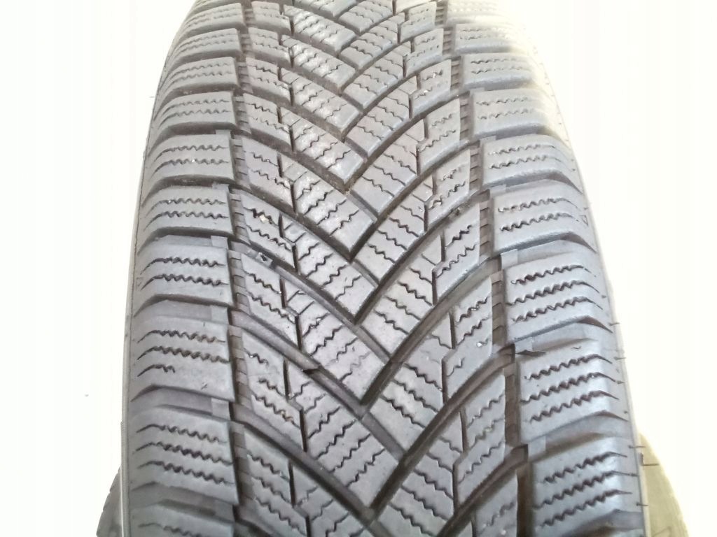 tyres Tracmax X-Privilo S130 155/65/14 75T 2022 6,6mm