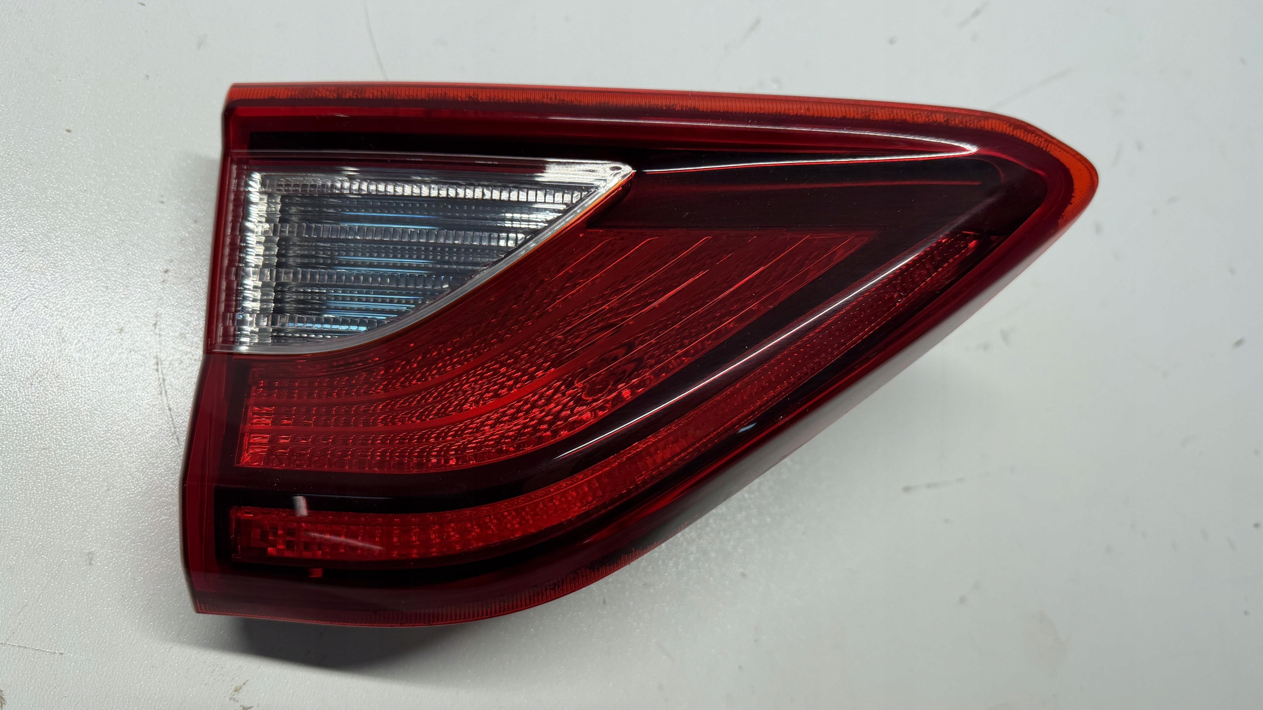 KIA STONIC light left left rear part rear to the bonnet 17-24