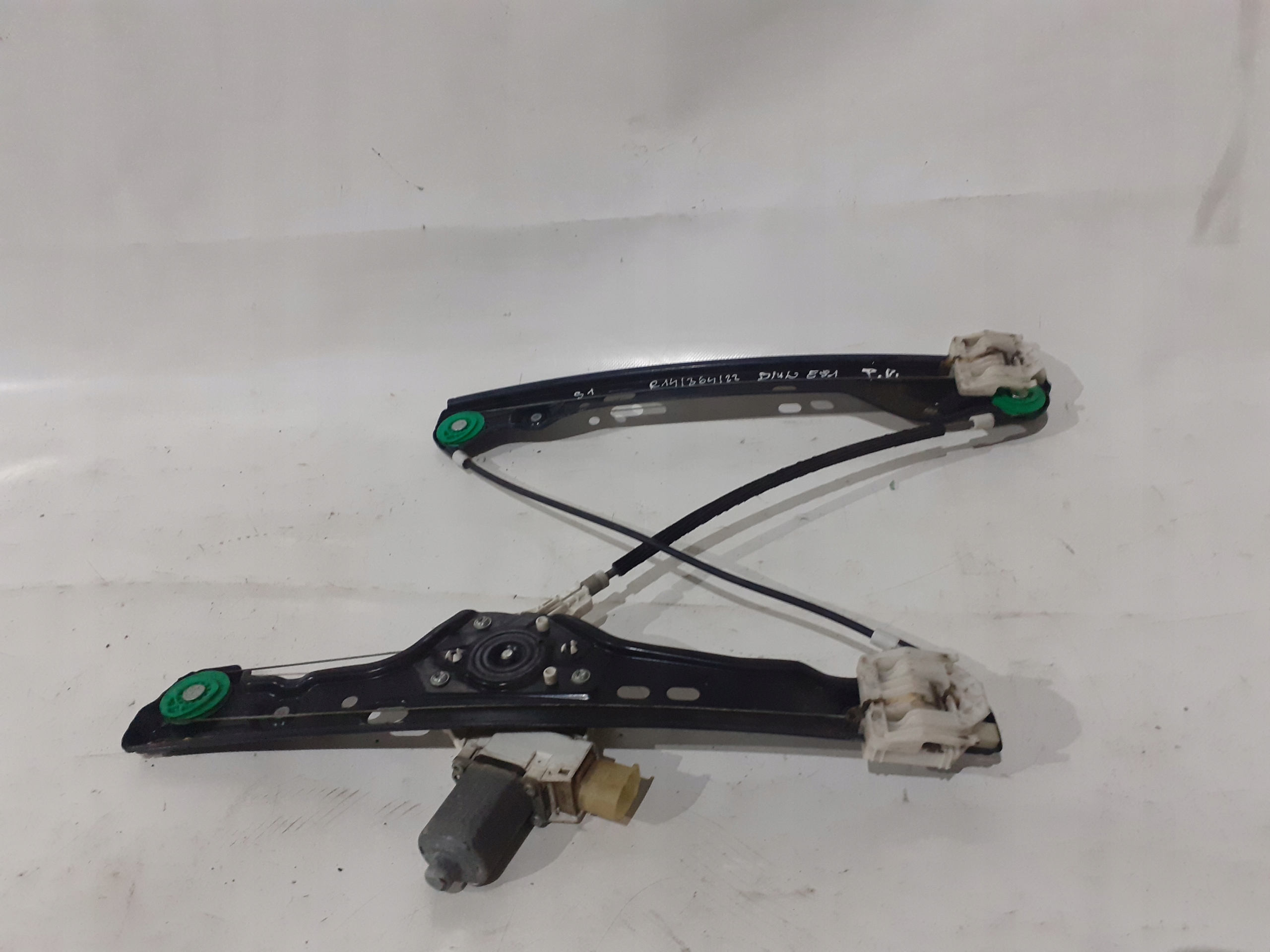 Bmw E90 E91 Mécanisme essuie glaces Droite Avant