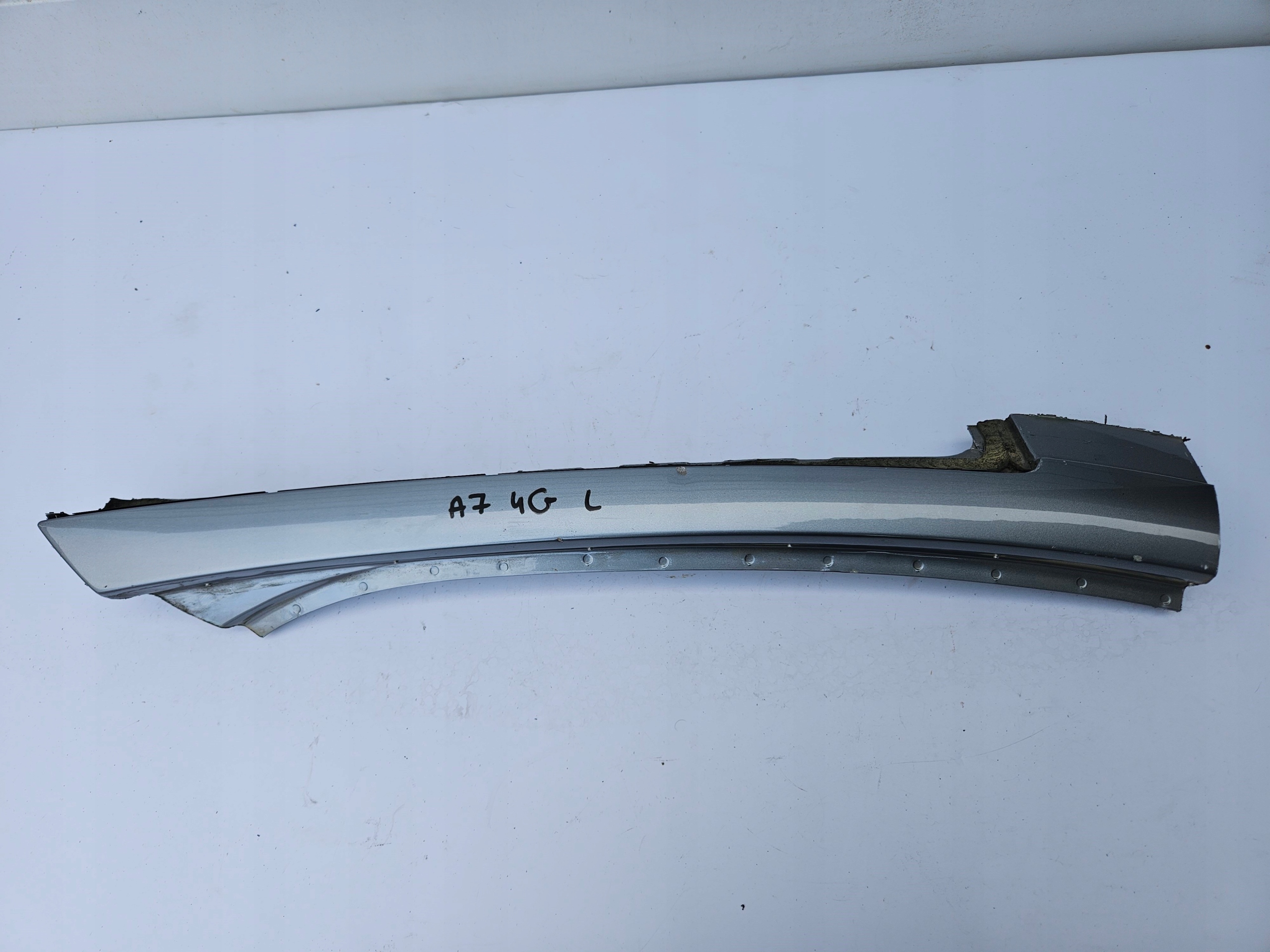 СТІЙКА ДАХУ ЛІВИЙ ПЕРЕДНІЙ ПЕРЕД A AUDI A7 C7g
