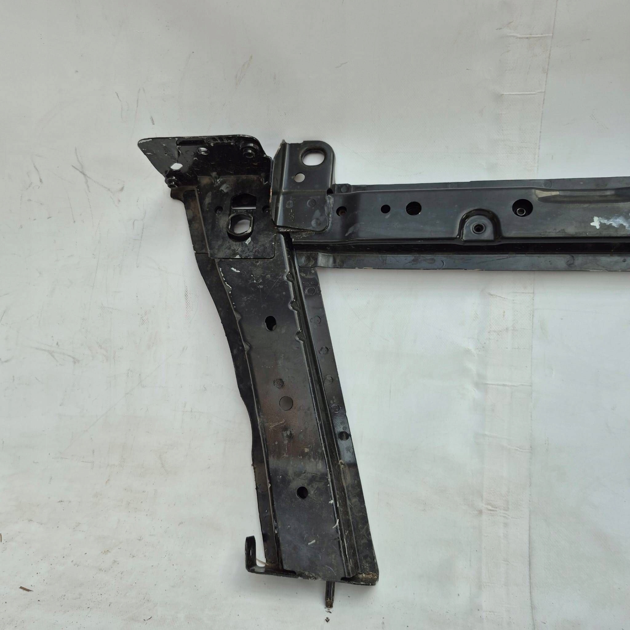RENAULT ZOE and 12- sider front front below radiator