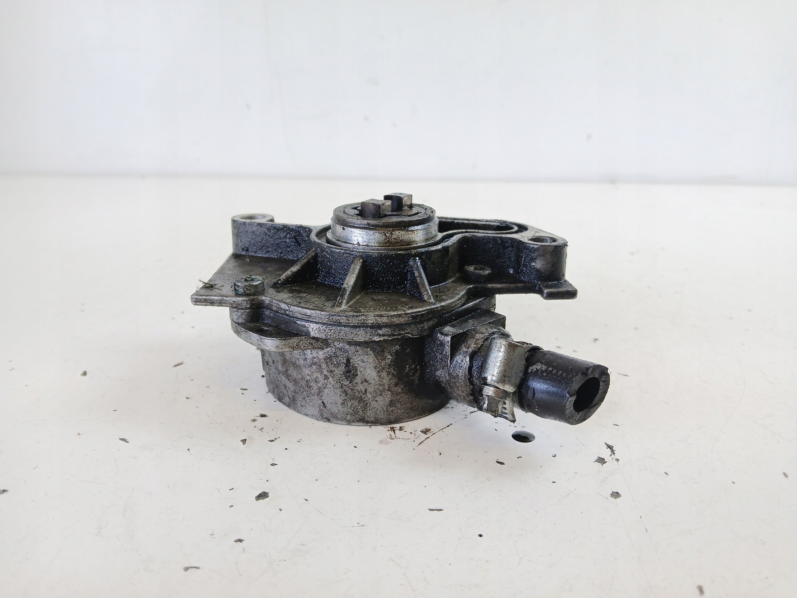 VW GOLF IV A3 8L OCTAVIA e 1.9 TDI Pompa VACUM VAKUM 038145101B