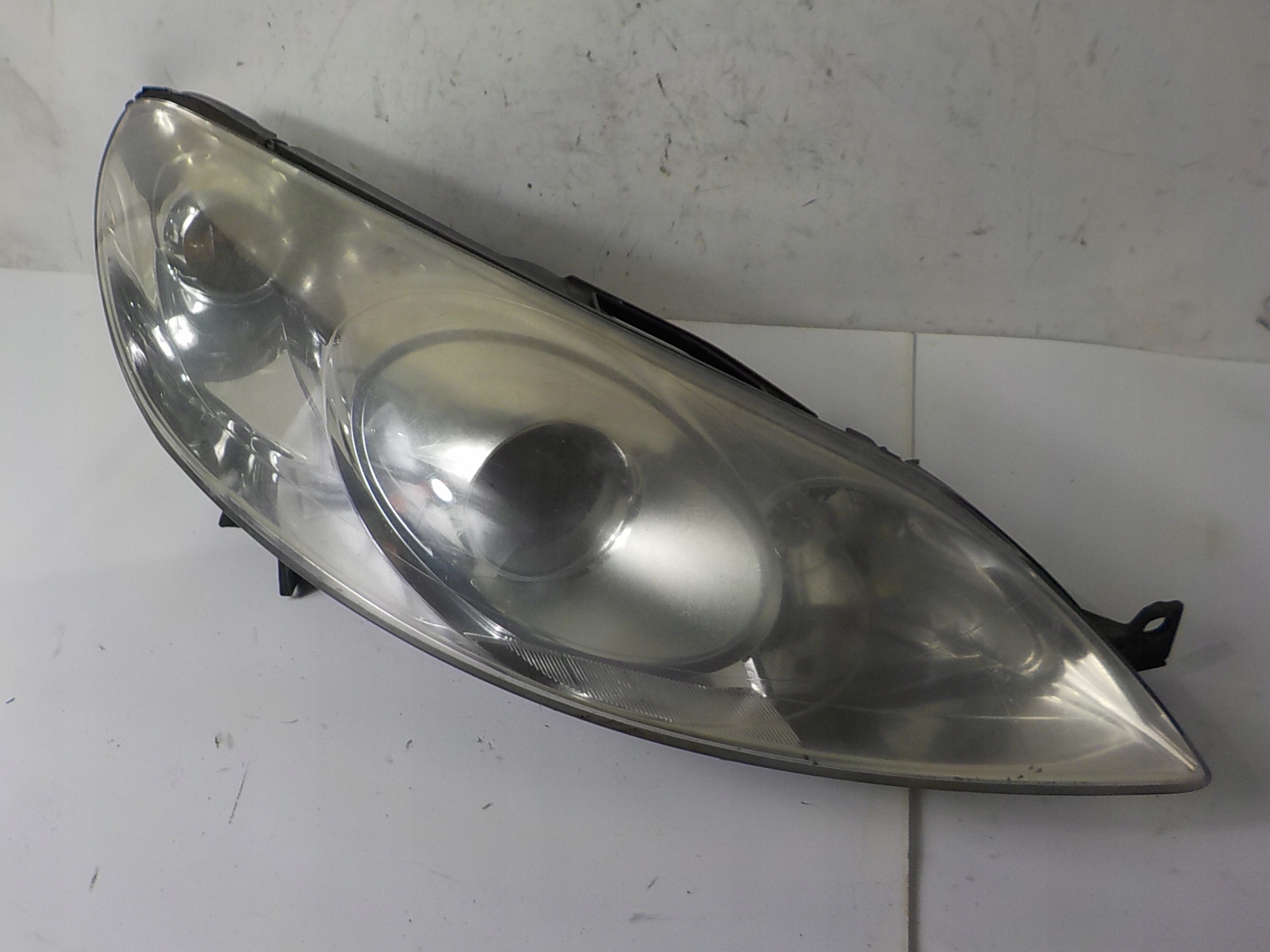 PEUGEOT 407 XENON light right front front UK