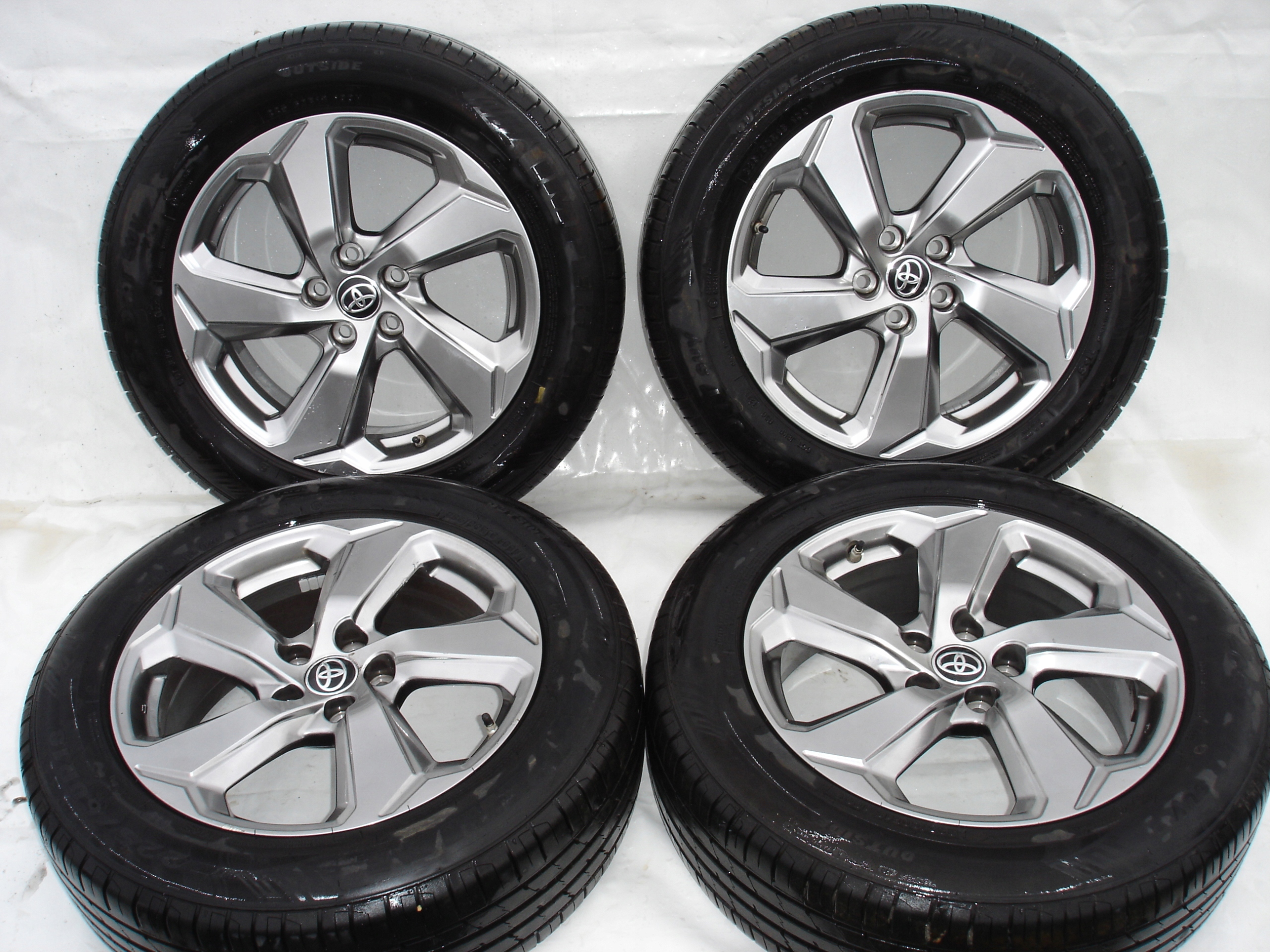 TOYOTA RAV4 V 19- wheels discs 225/60/18