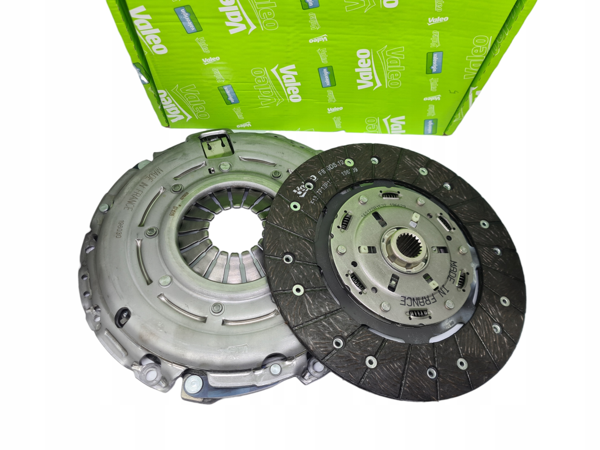 826868 - КОМПЛЕКТ СЦЕПЛЕНИЯ VALEO OPEL ZAFIRA 1.7 CDTI 2007-15