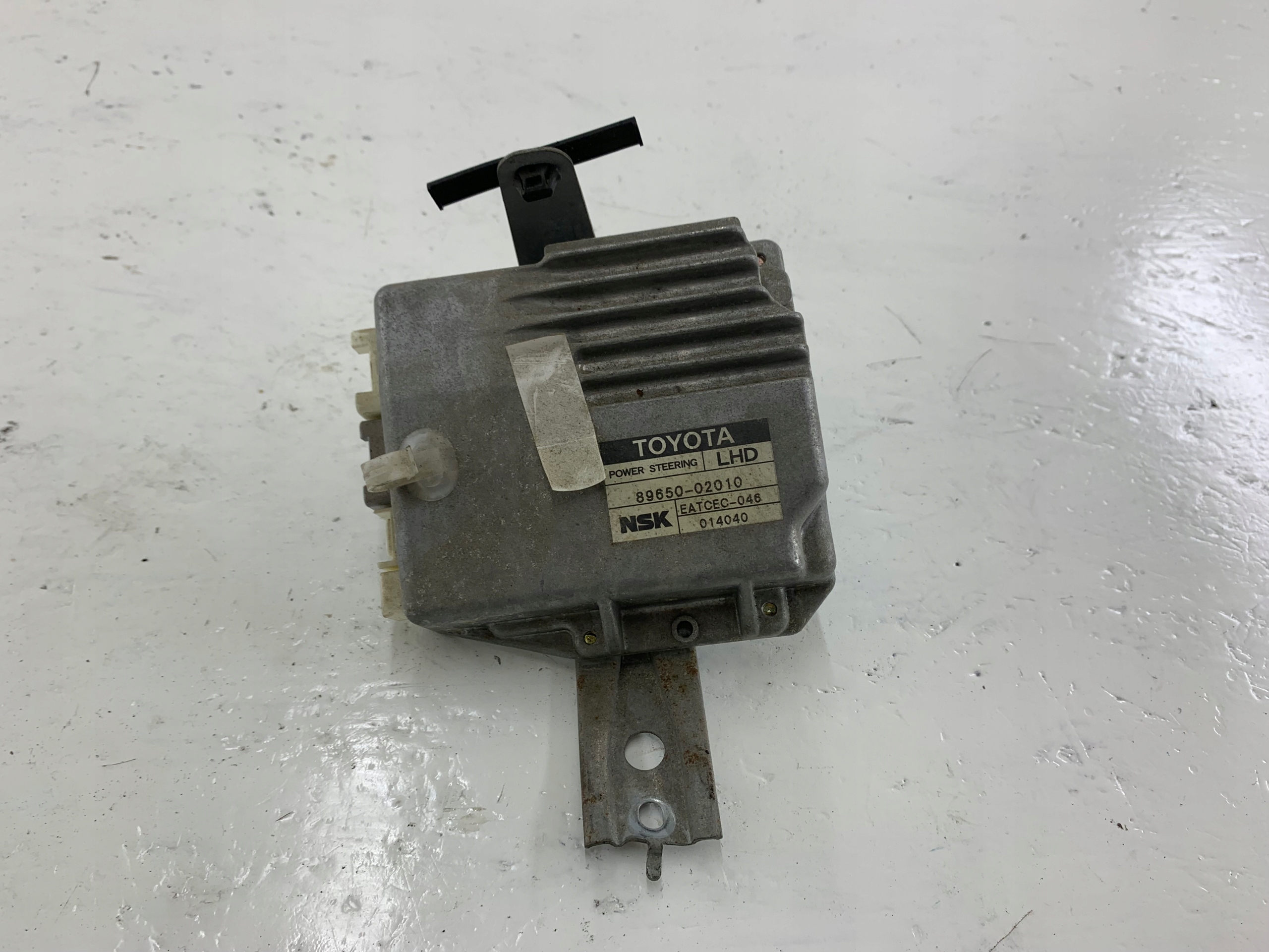 TOYOTA COROLLA E12 module control unit of the control 89650-02010
