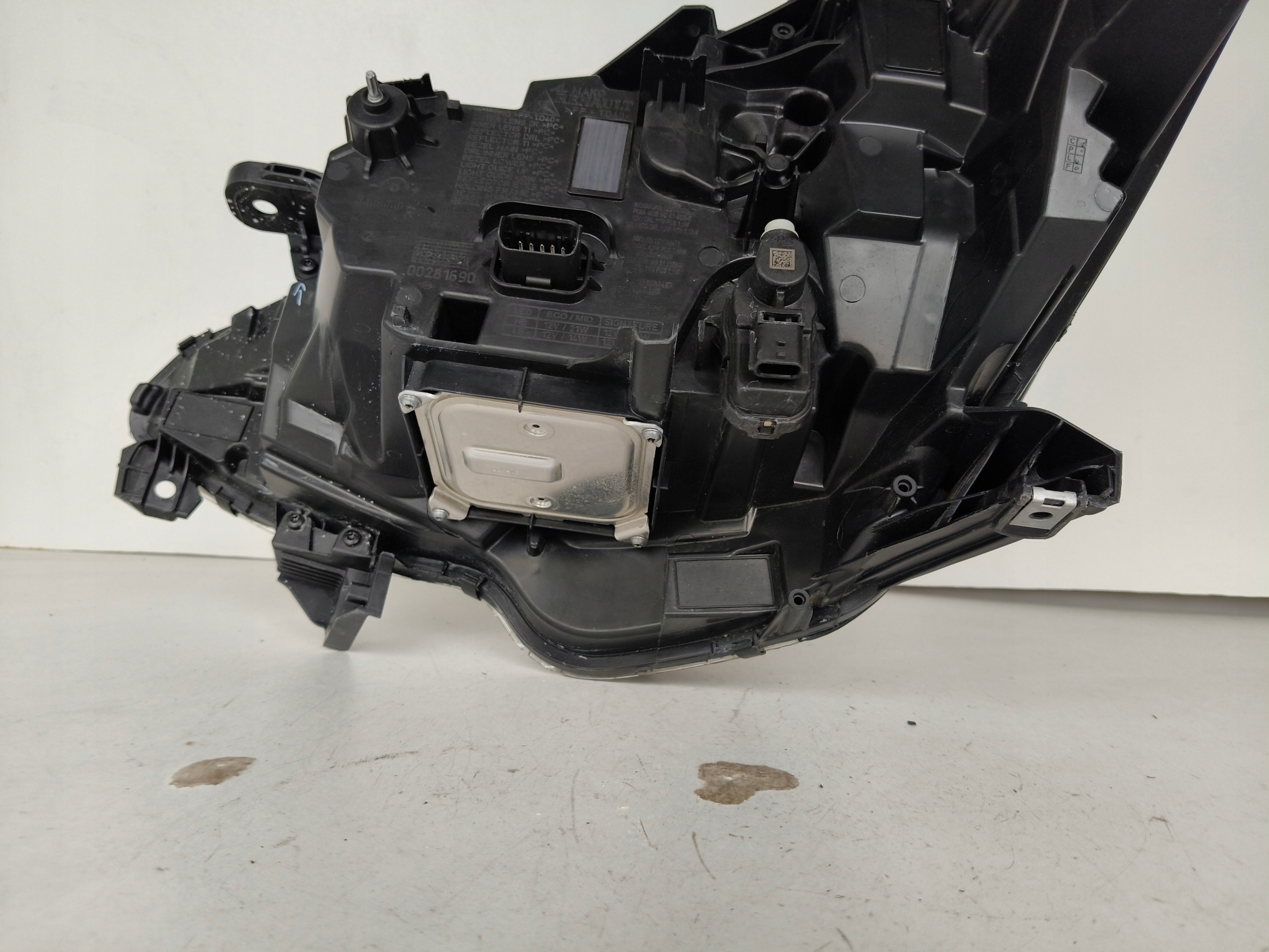 light right REFLEKTOR RENAULT CLIO V 19- FULL LED