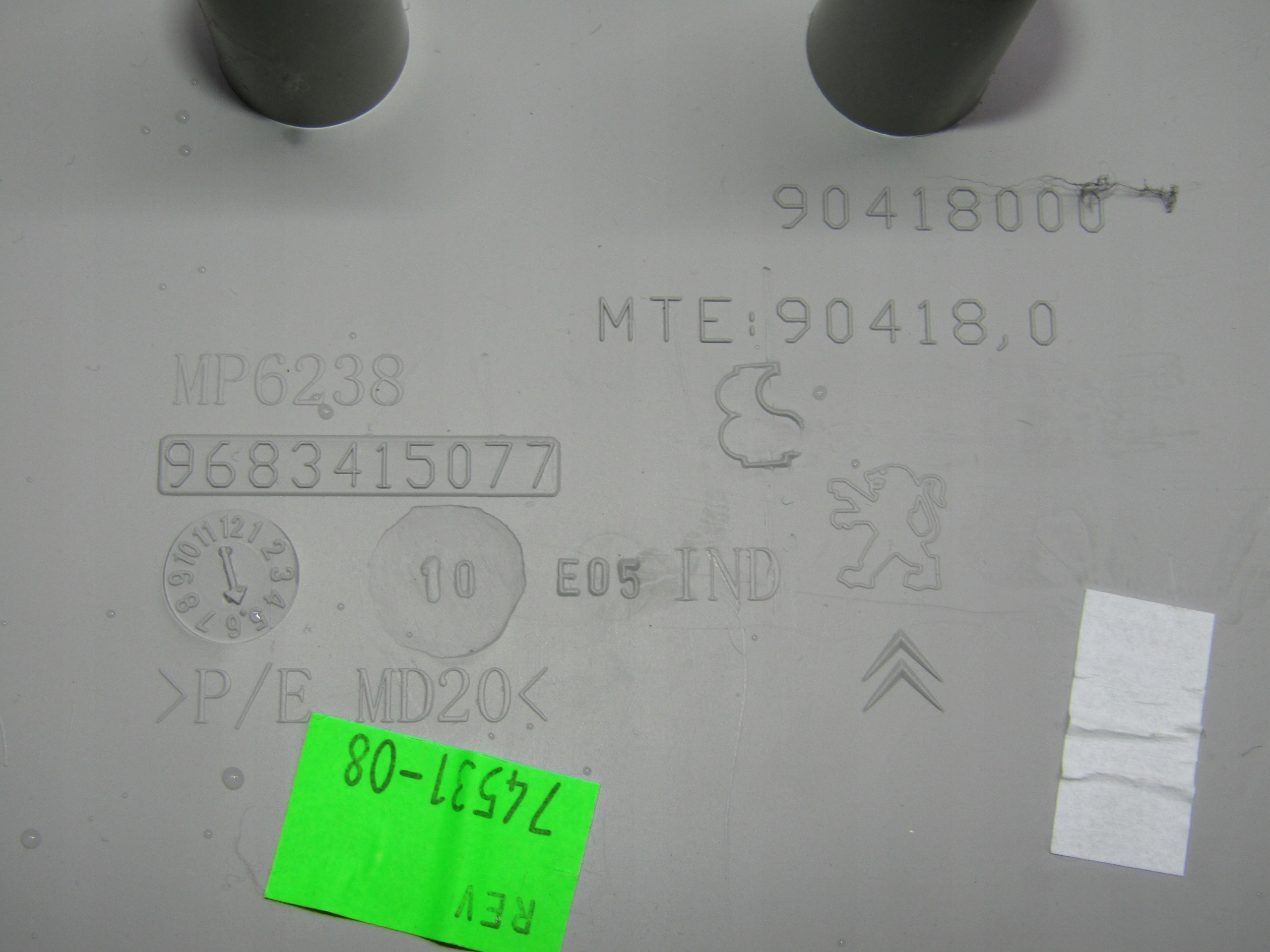 OSŁONA PRZECIWSŁONECZNA PÓLKA GÓRNA CITROEN BERLINGO III XTR 9683415077 Producent Citroen OE