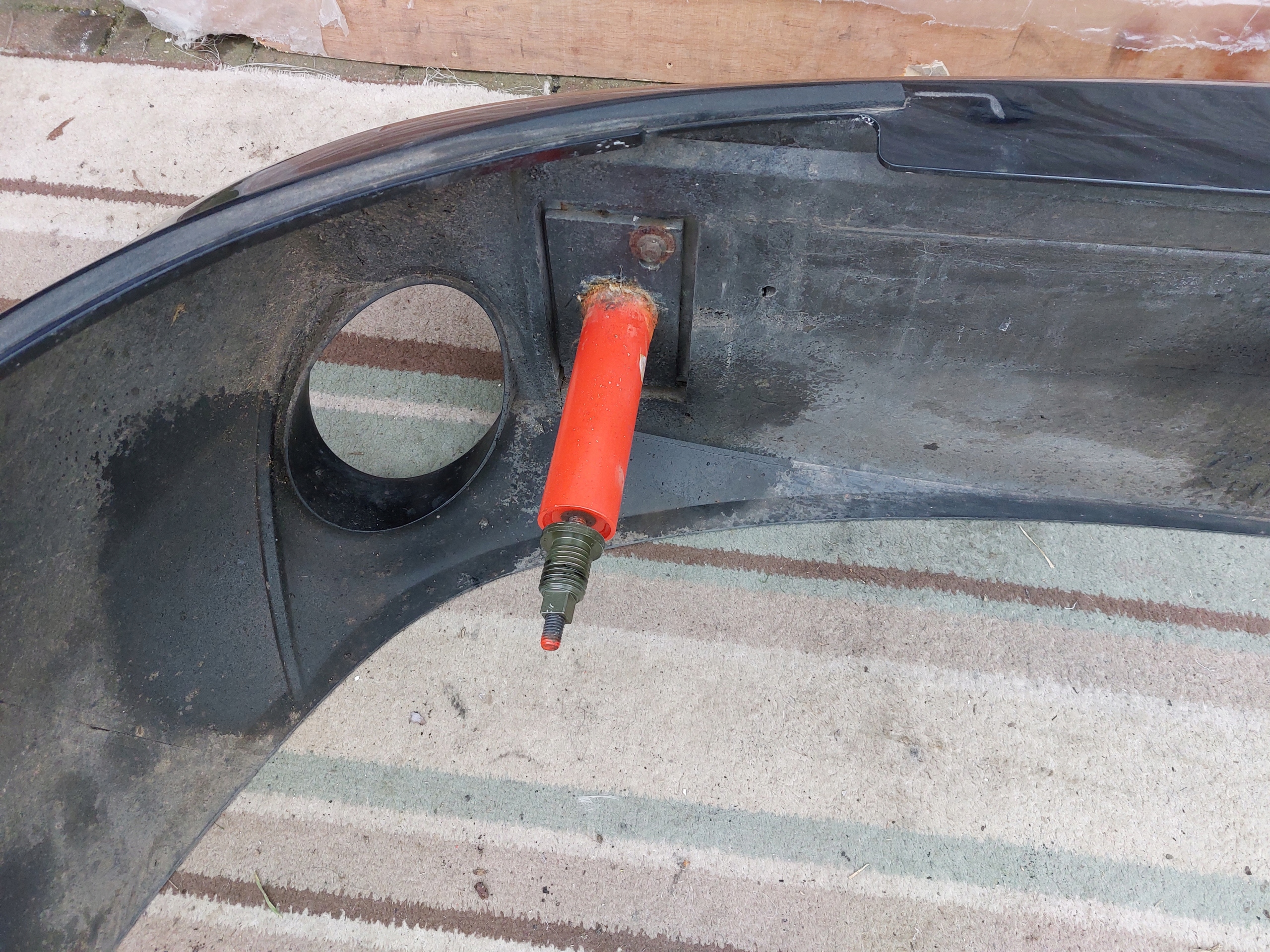 Stoßstange heck ASTON MARTIN VANTAGE DB7 CABRIO schwarzer 72-121441-AA