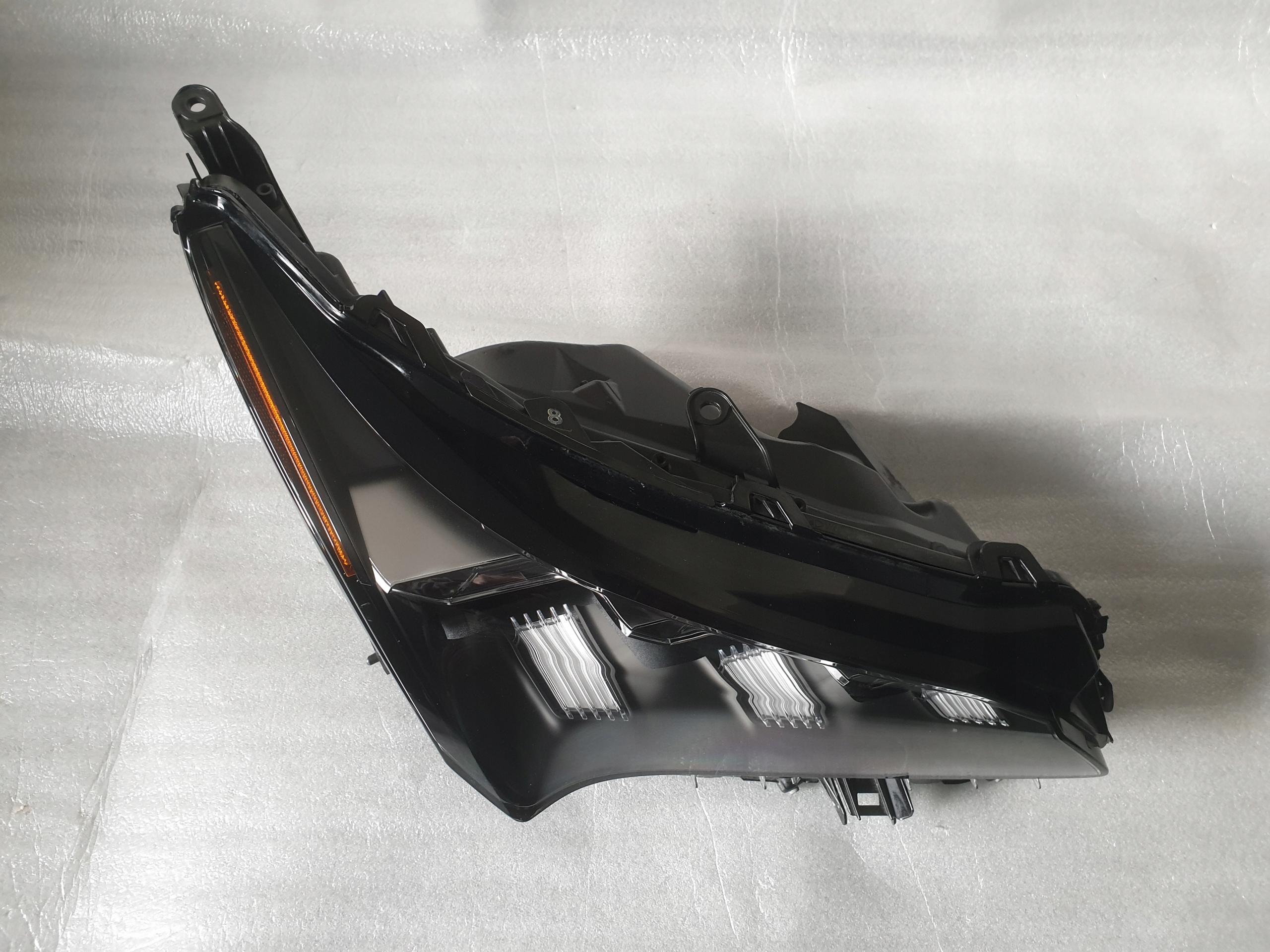 LEXUS NX200 NX300 FULL LED KOMPLET Informacje dodatkowe silniki regulacji w zestawie