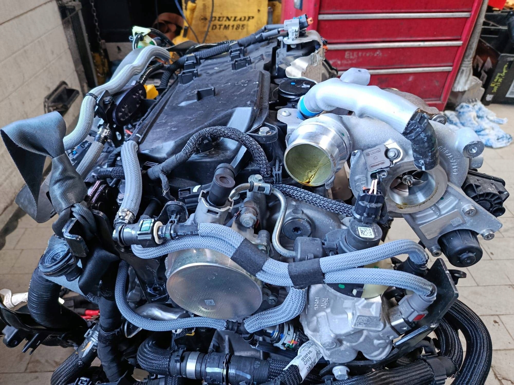 engine Renault Espace V (RFC) M9RG650 100019651R 2.0 dci