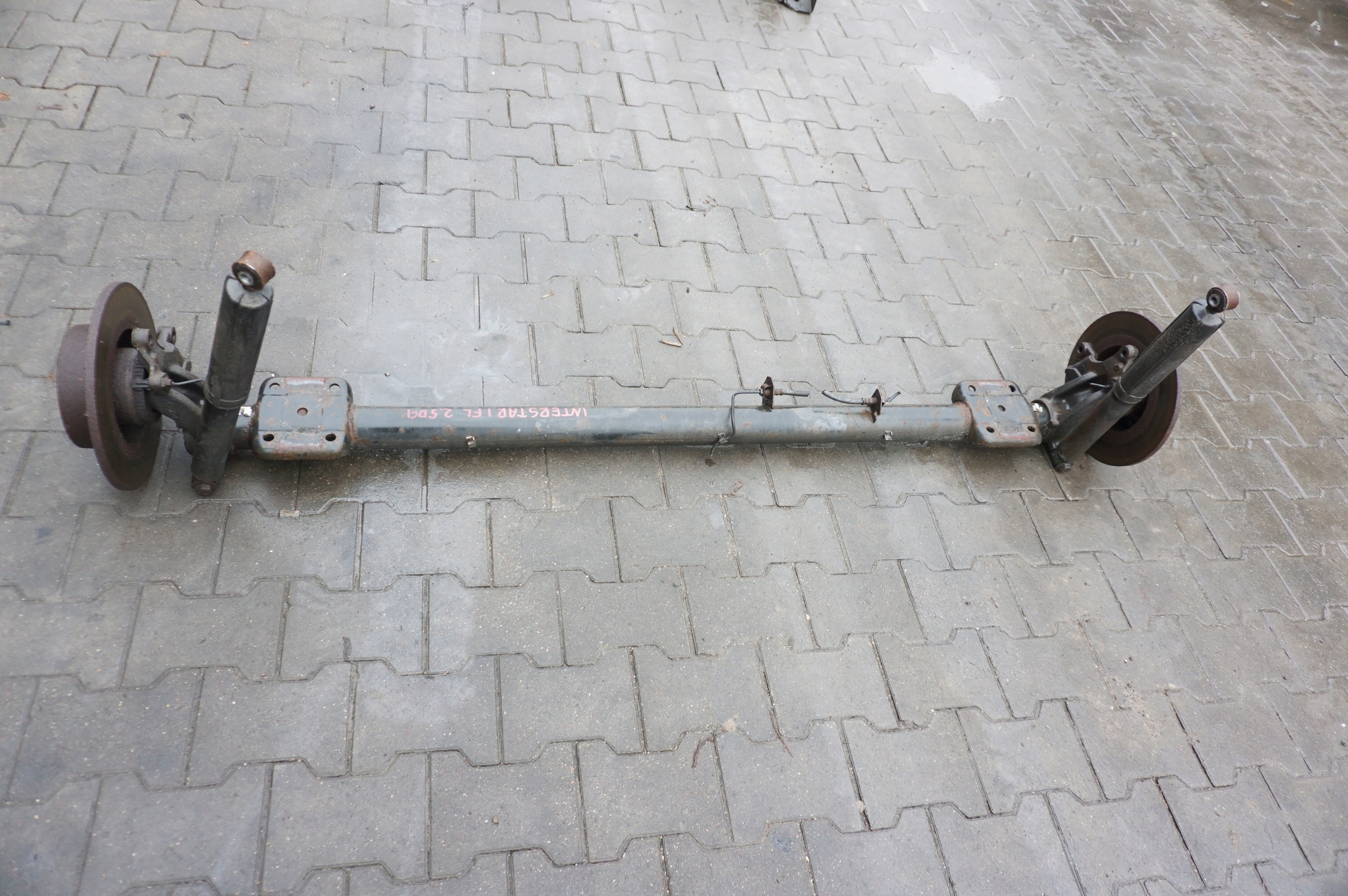 BELKA ZAWIESZENIA TYŁ NISSAN INTERSTAR 1 I LIFT