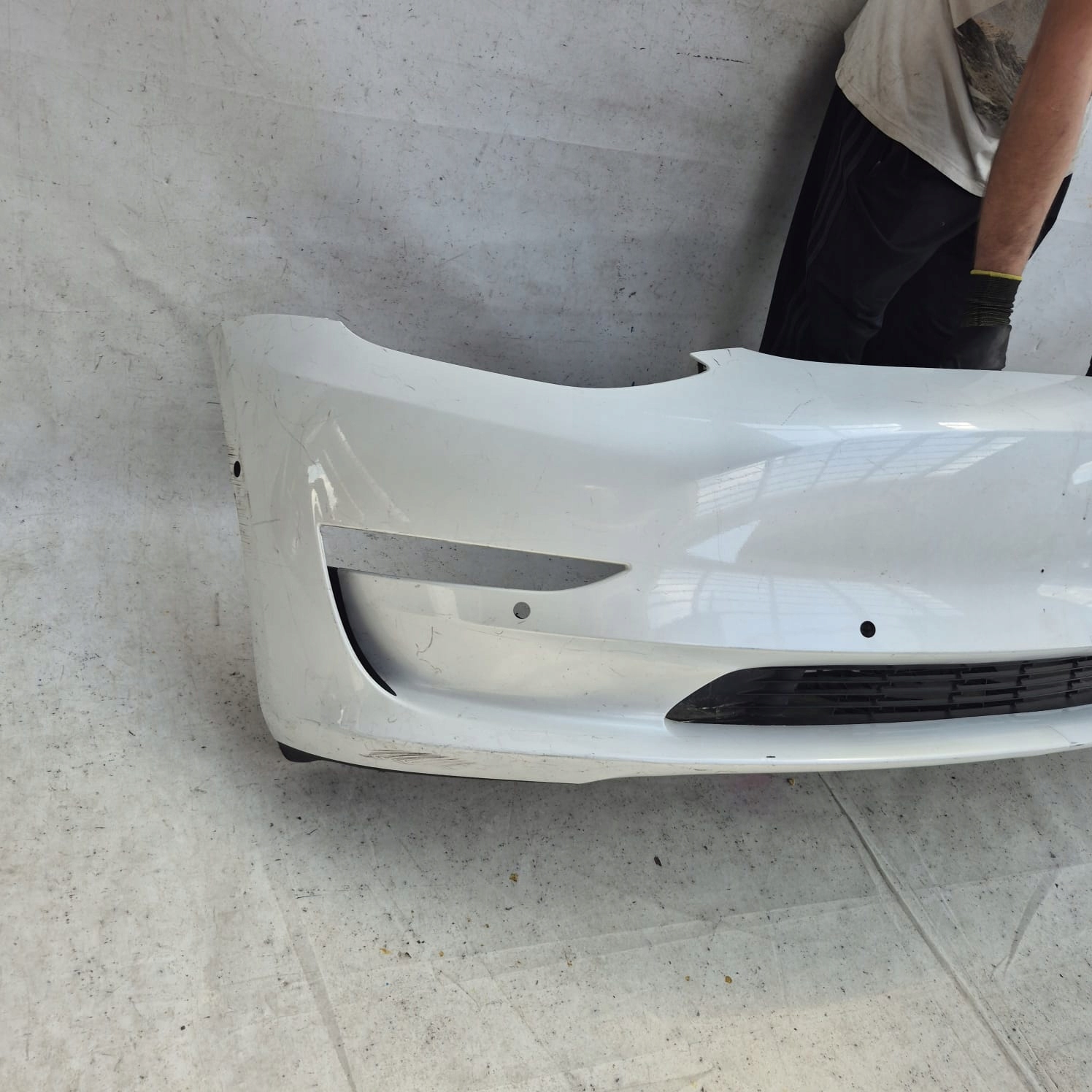 TESLA MODEL 3 17- bumper front front grid cover
