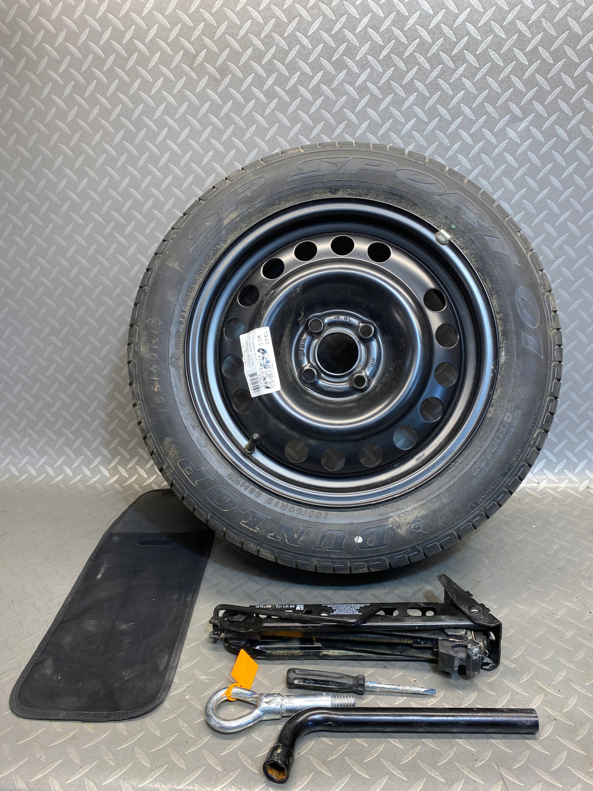 КОМПЛЕКТ ЗАПАСНЫХ КОЛЕС CORSA D 4X100 15 ДЮЙМОВ