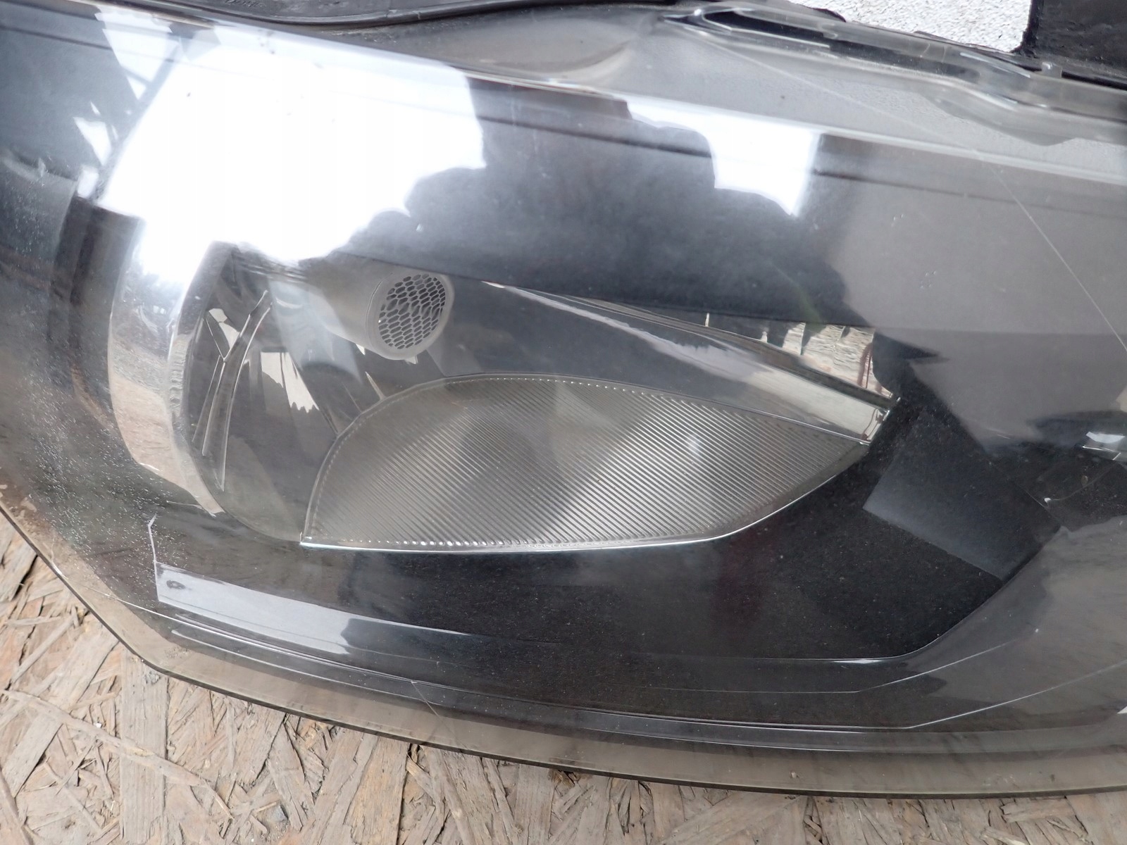 light right REFLEKTOR right VW VOLKSWAGEN POLO 6R 2009-2013R