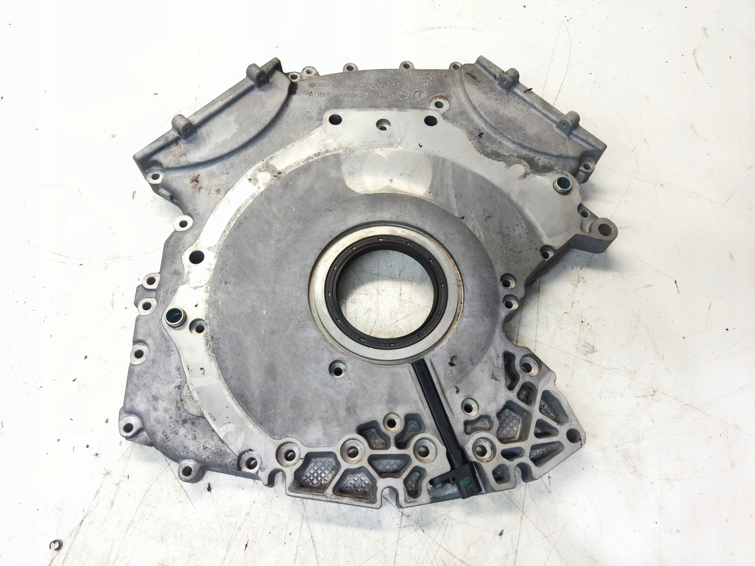 obal LANCUCHA rozvodu záď AUDI A4 B8 A5 8T Q5 2.7 3.0 TDI 059103173AH