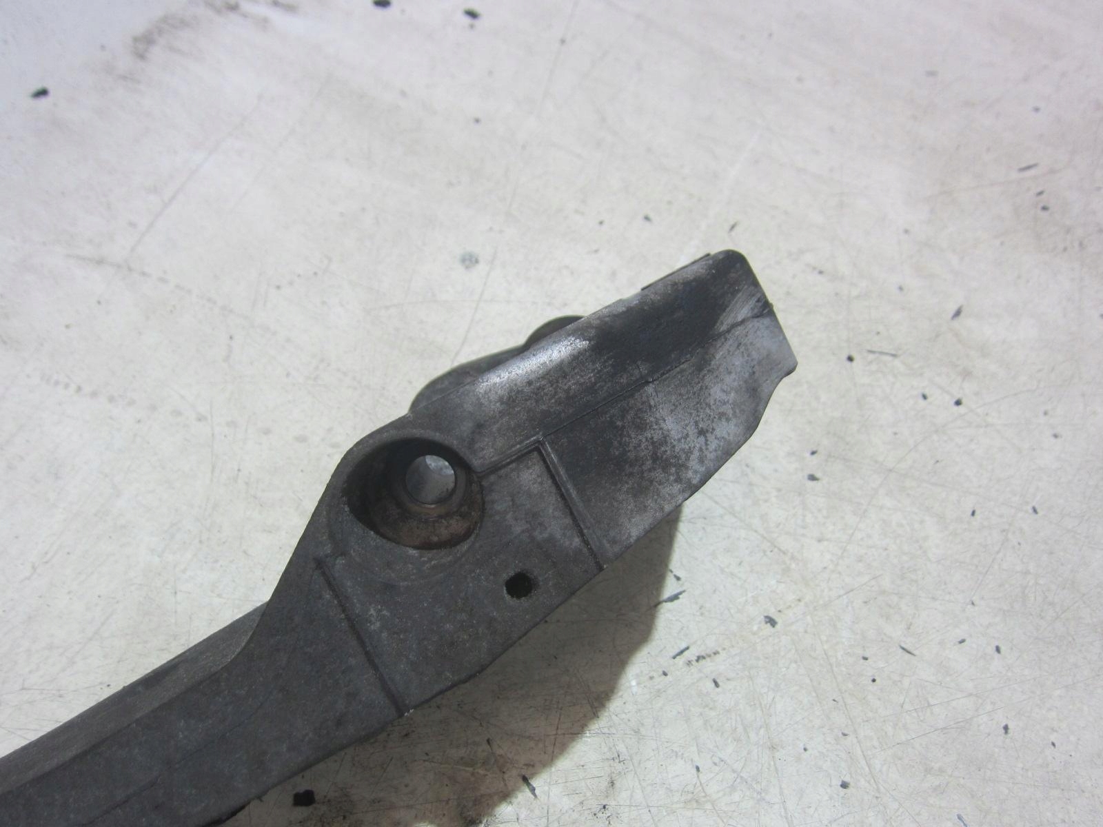 BMW F10 F01 F07 F11 F12 4X4 ŁAPA PODPORA SKRZYNI BIEGÓW BELKA 22326777615 Wersja Europejska