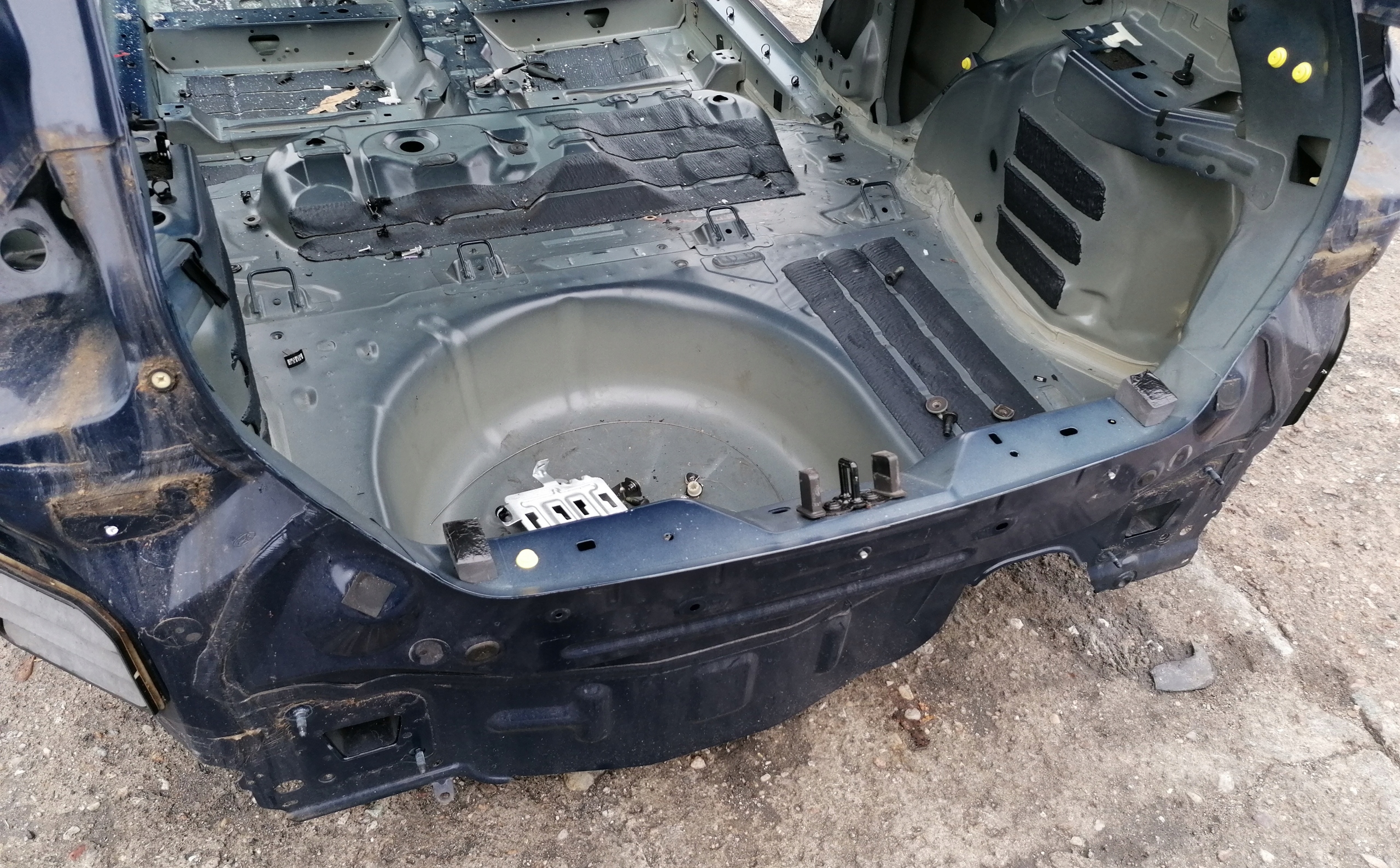 FORD FIESTA MK8 3D WANNA PAS TYLNY